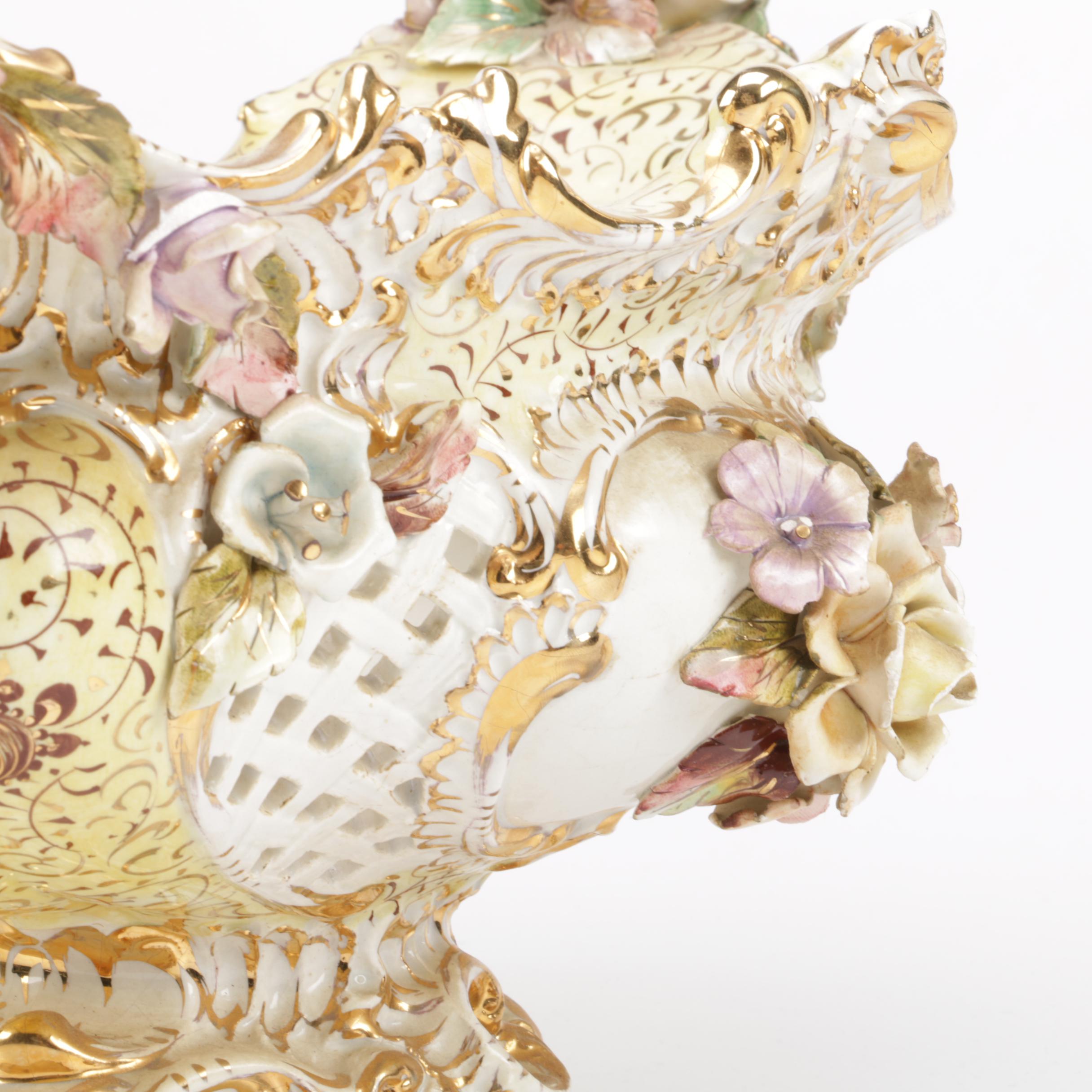 Vintage Centerpiece Fruit Basket