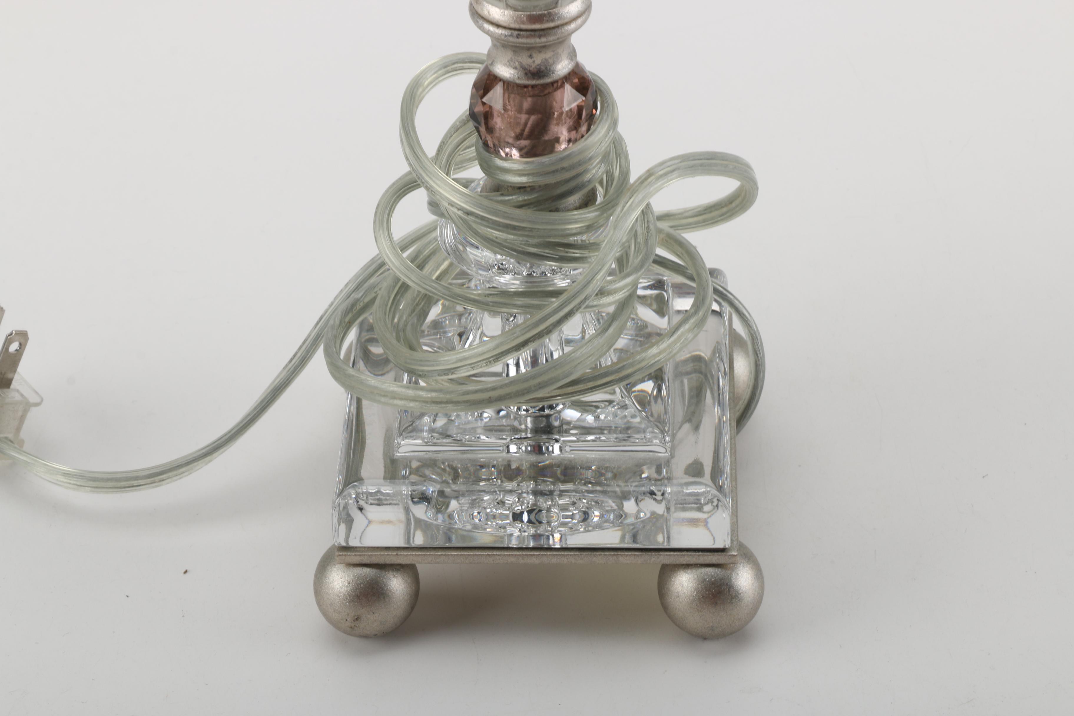 Shonbeck Colorful Glass Table Lamp