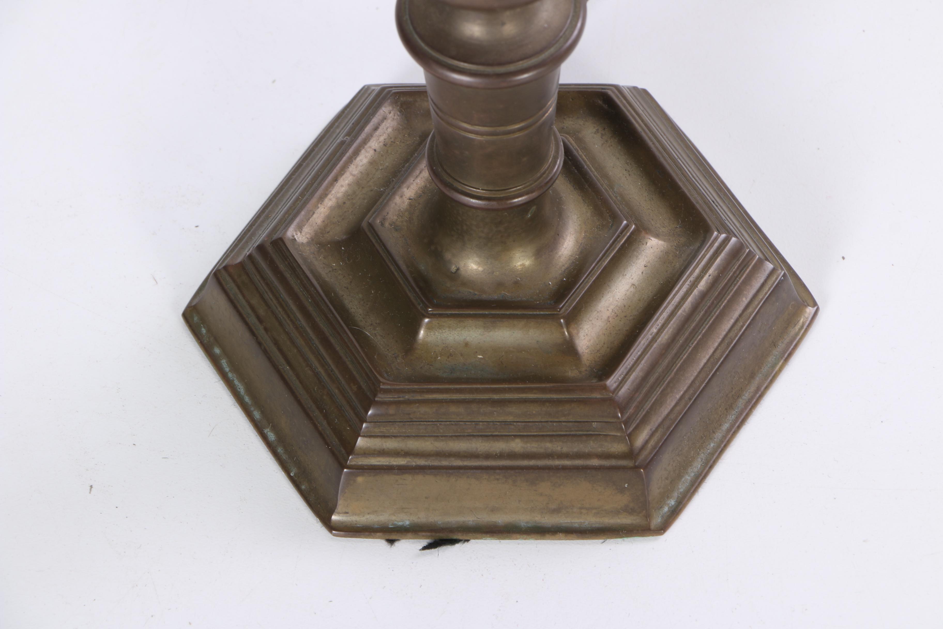 Vintage Chapman Brass and Faux Ostrich Egg Table Lamp