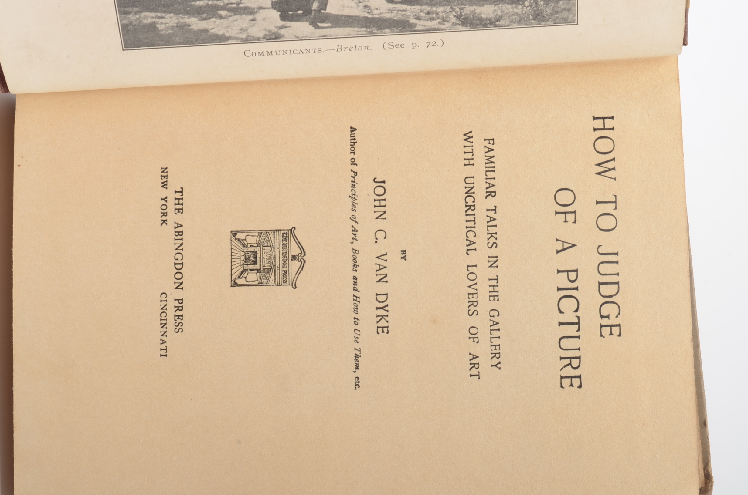 Antique Art Discourse Book