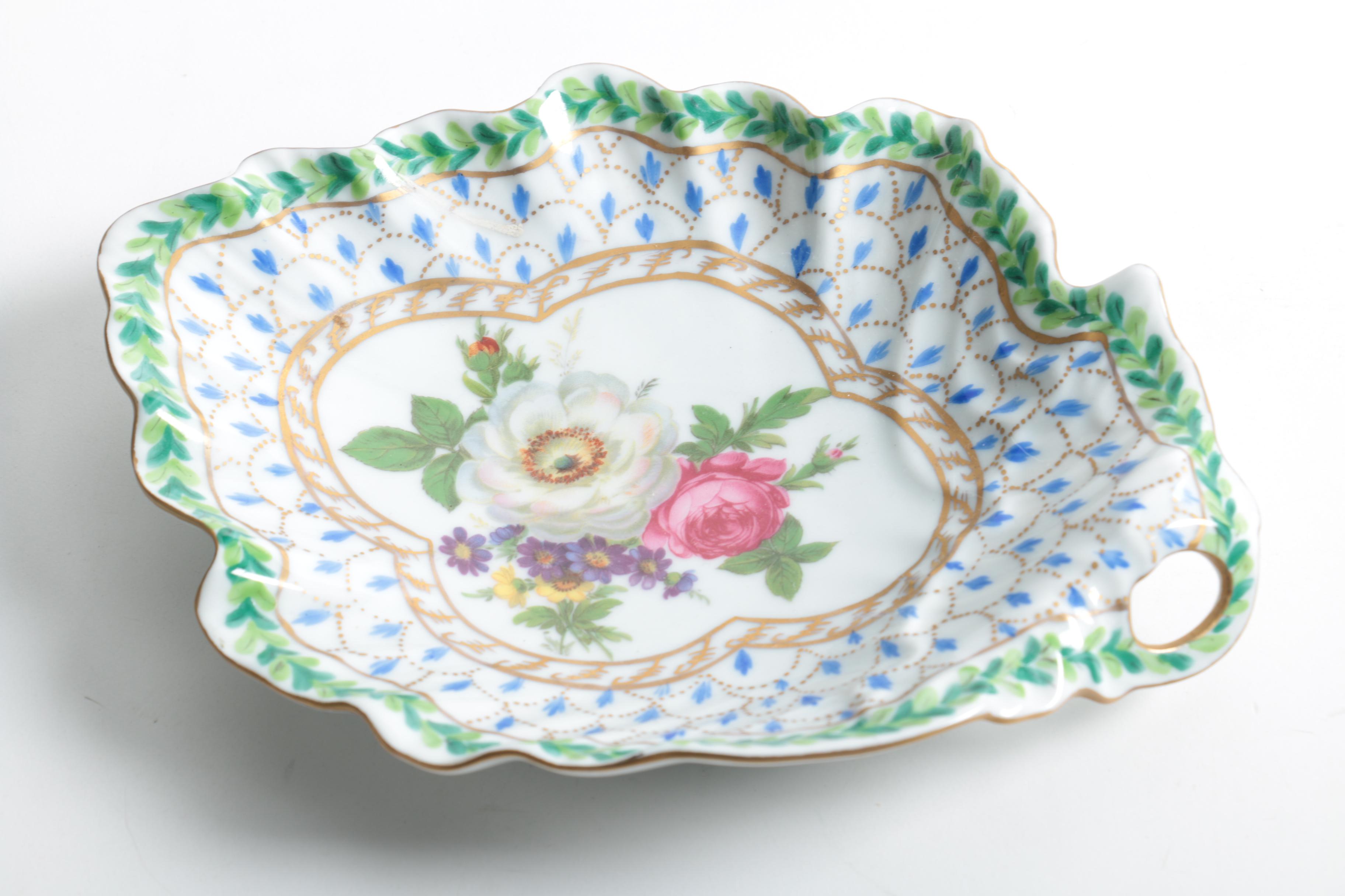 Porcelain and Ceramic Plates Featuring Chelsea House