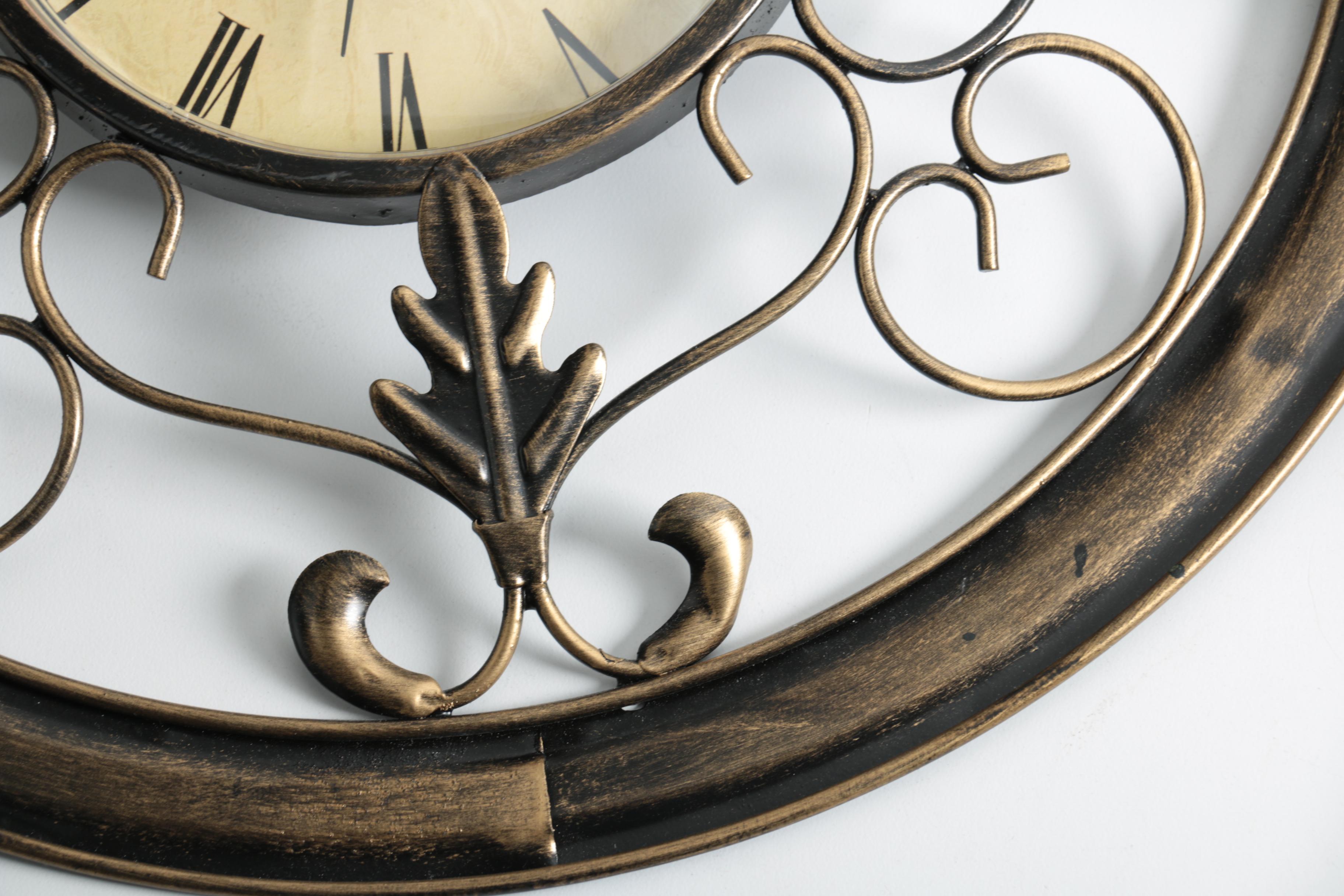 Metal and Plastic Wall Clocks