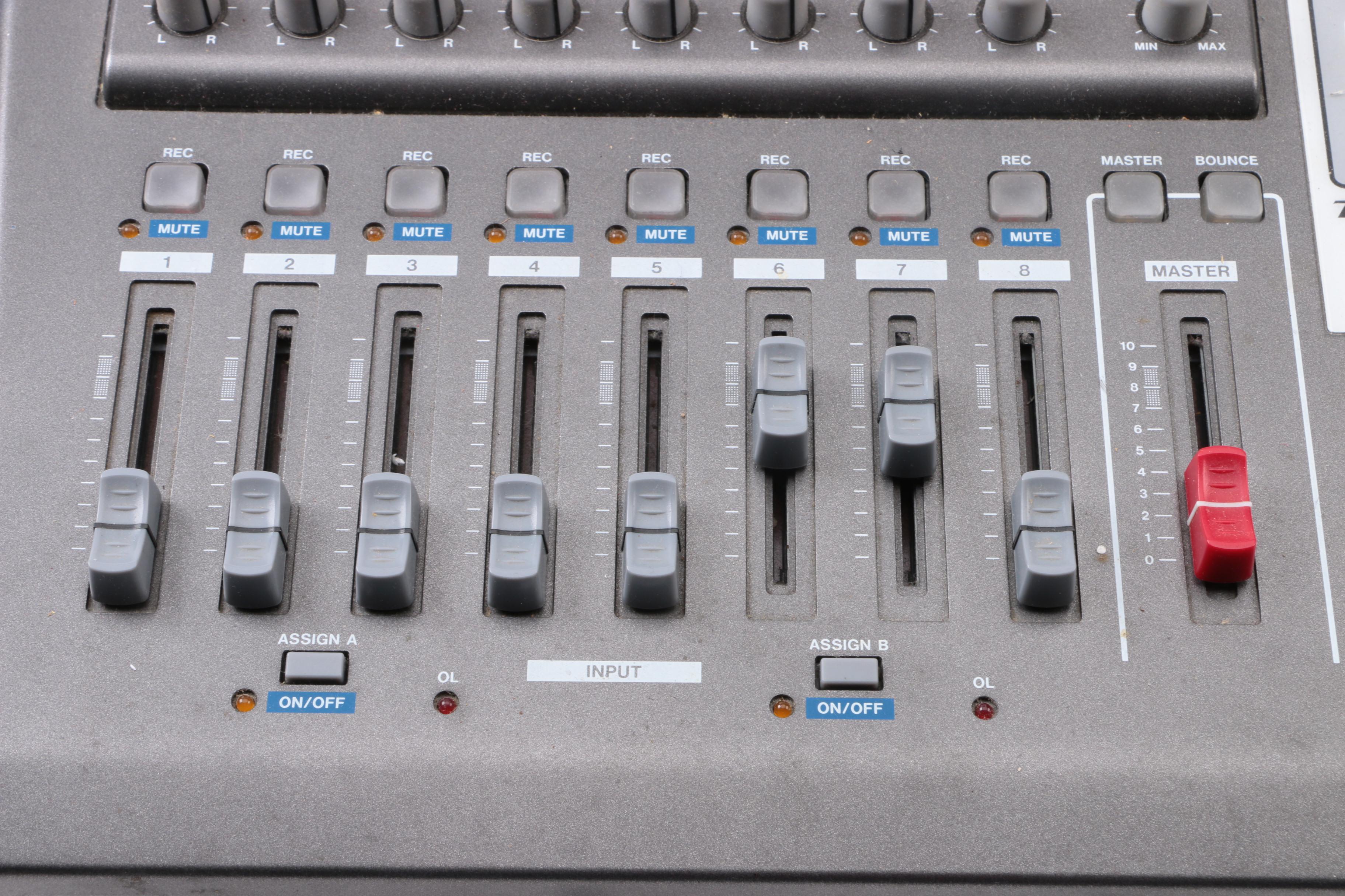 Tascam Digital Portastudio DP-01FX