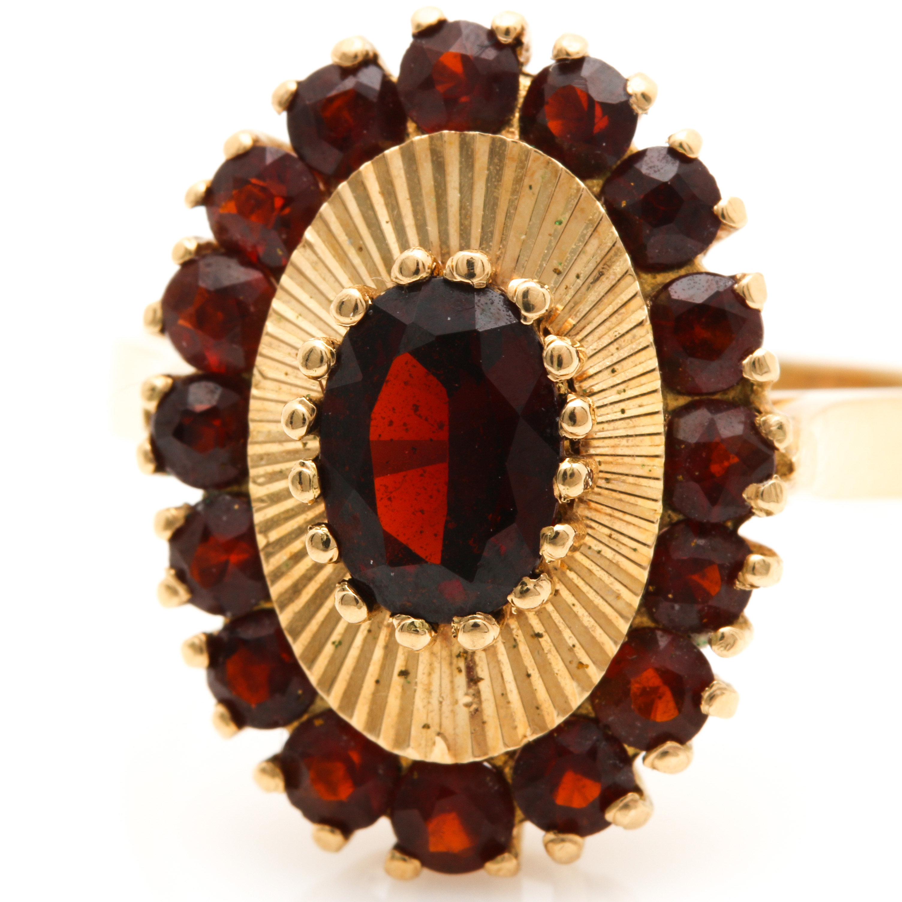 18K Yellow Gold Garnet Ring