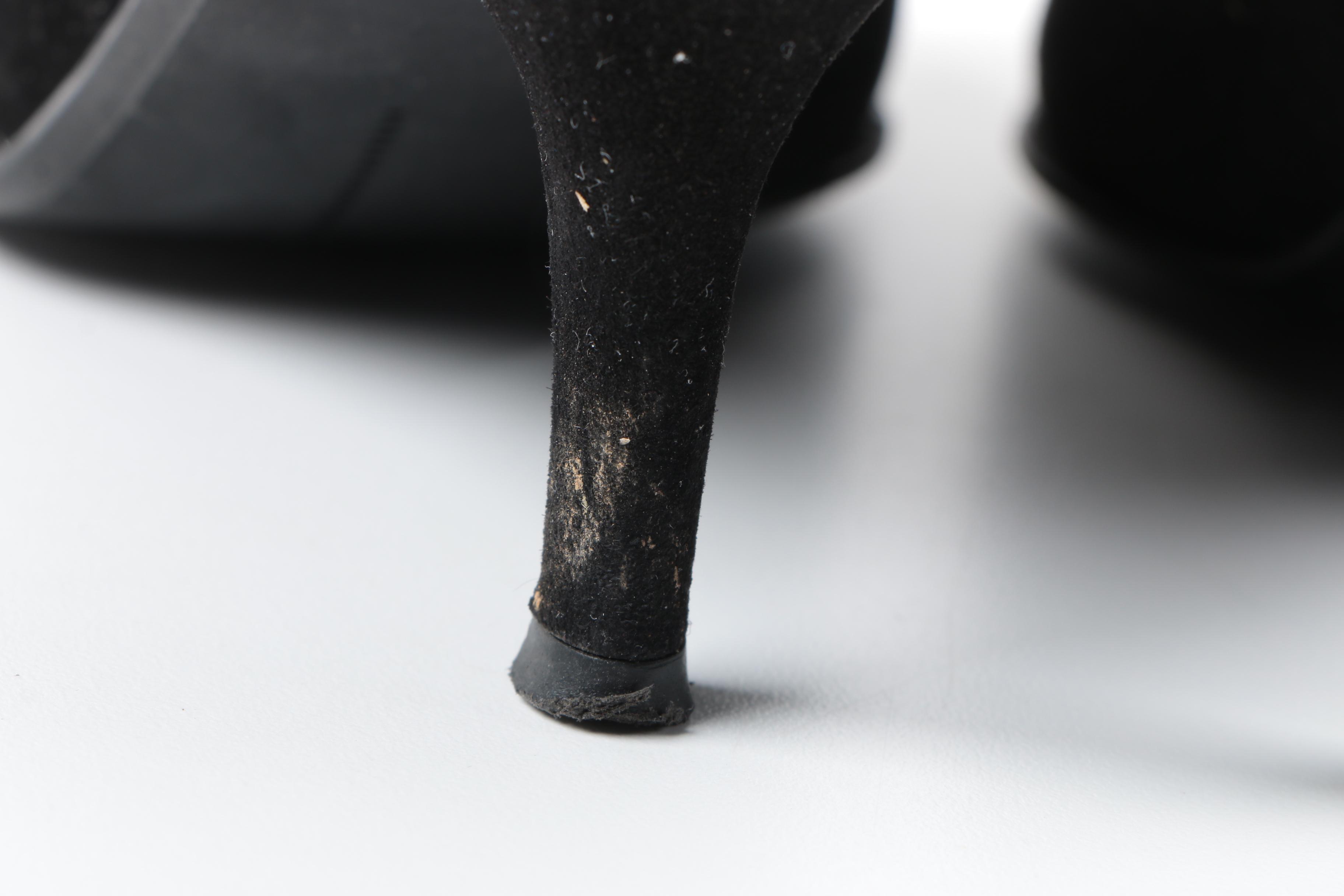 Stuart Weitzman "Whipper" Suede Pumps