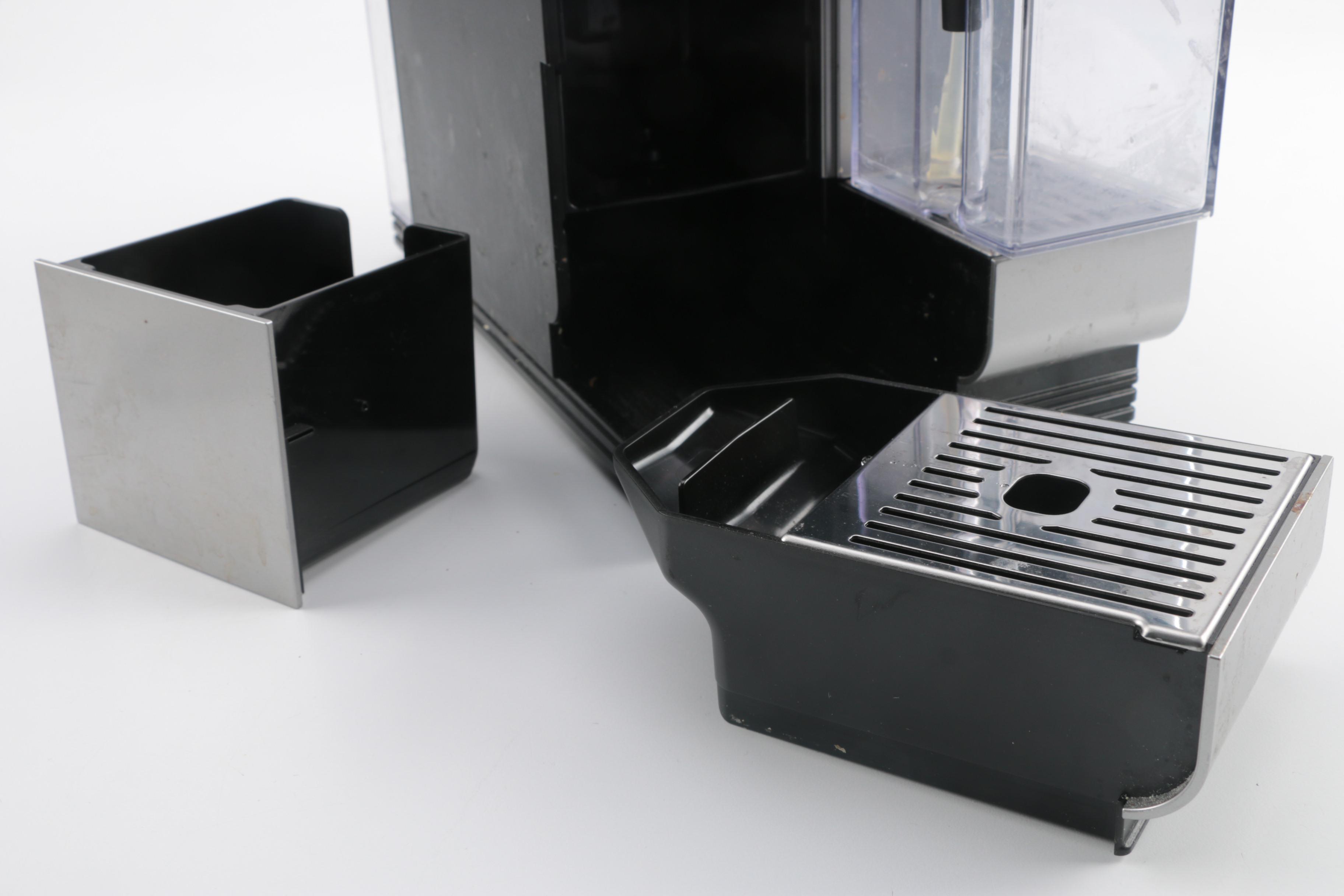 DeLOnghi Nespresso Coffee Machine