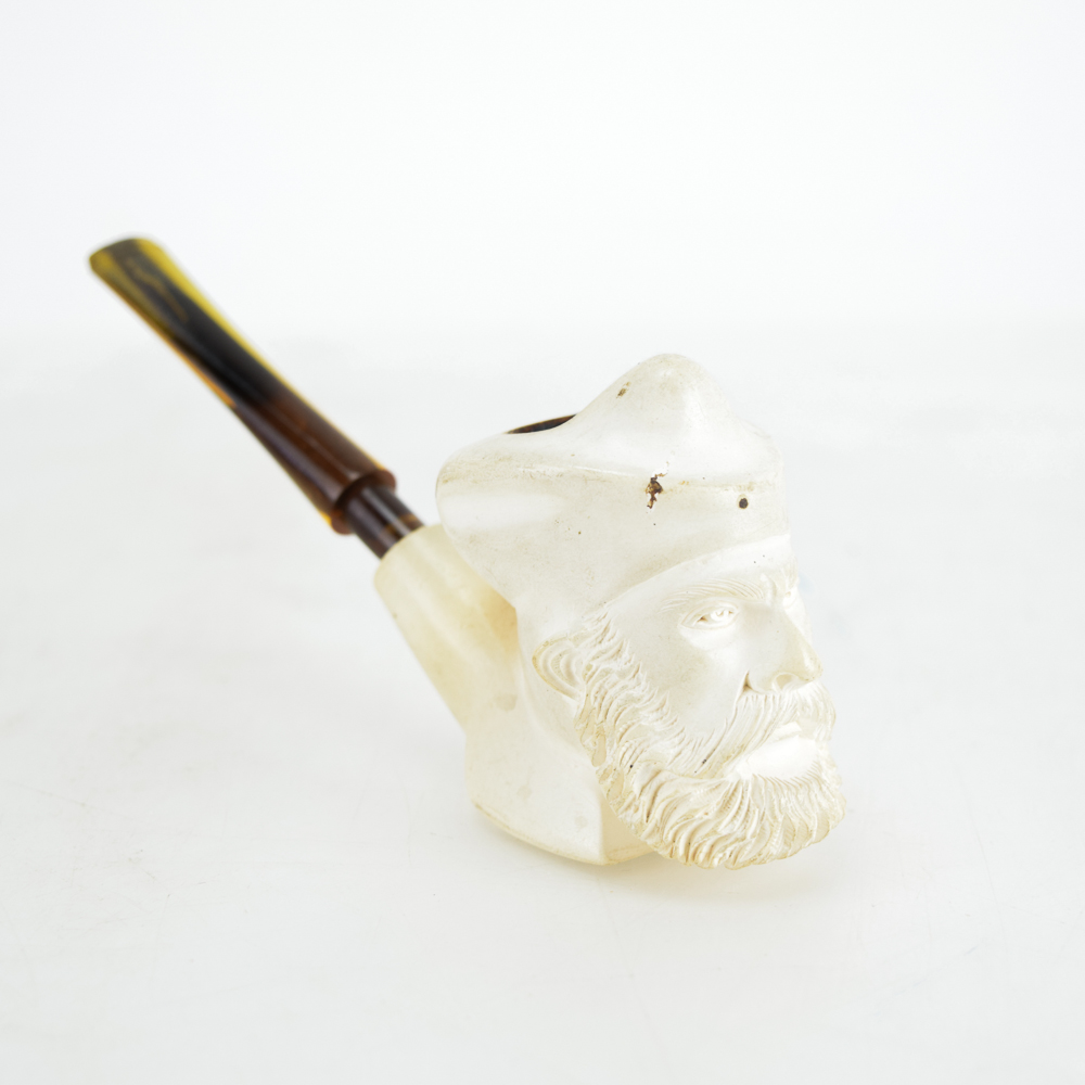 Carved Meersham Pipe