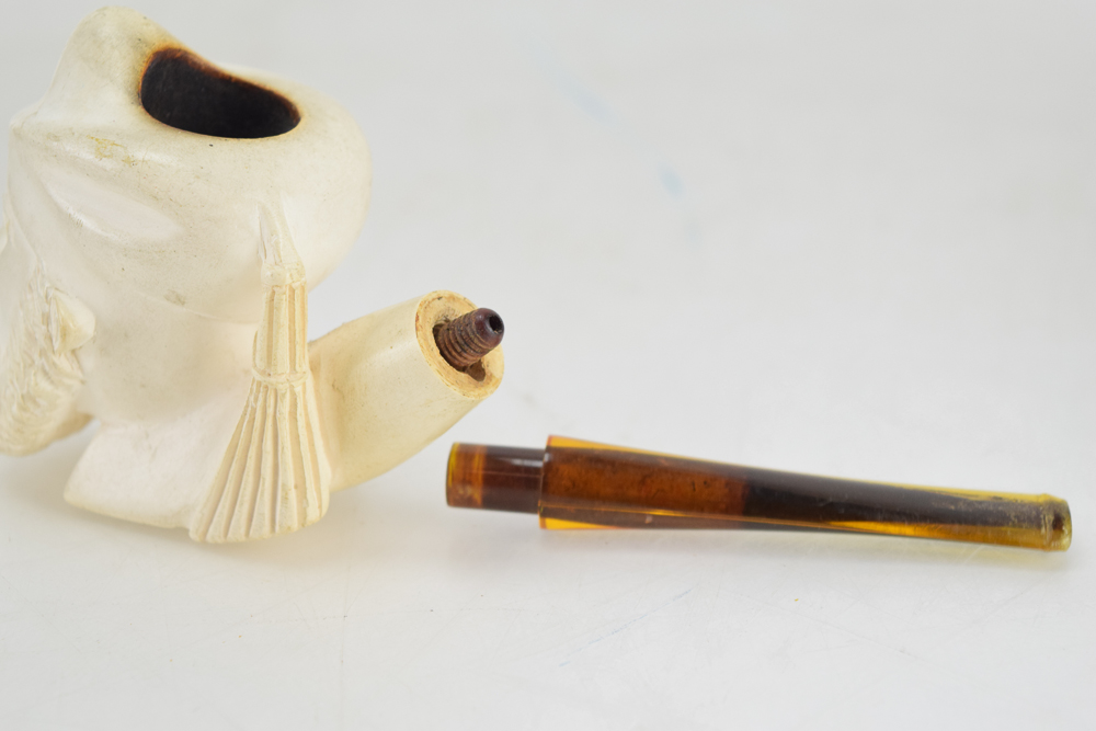 Carved Meersham Pipe