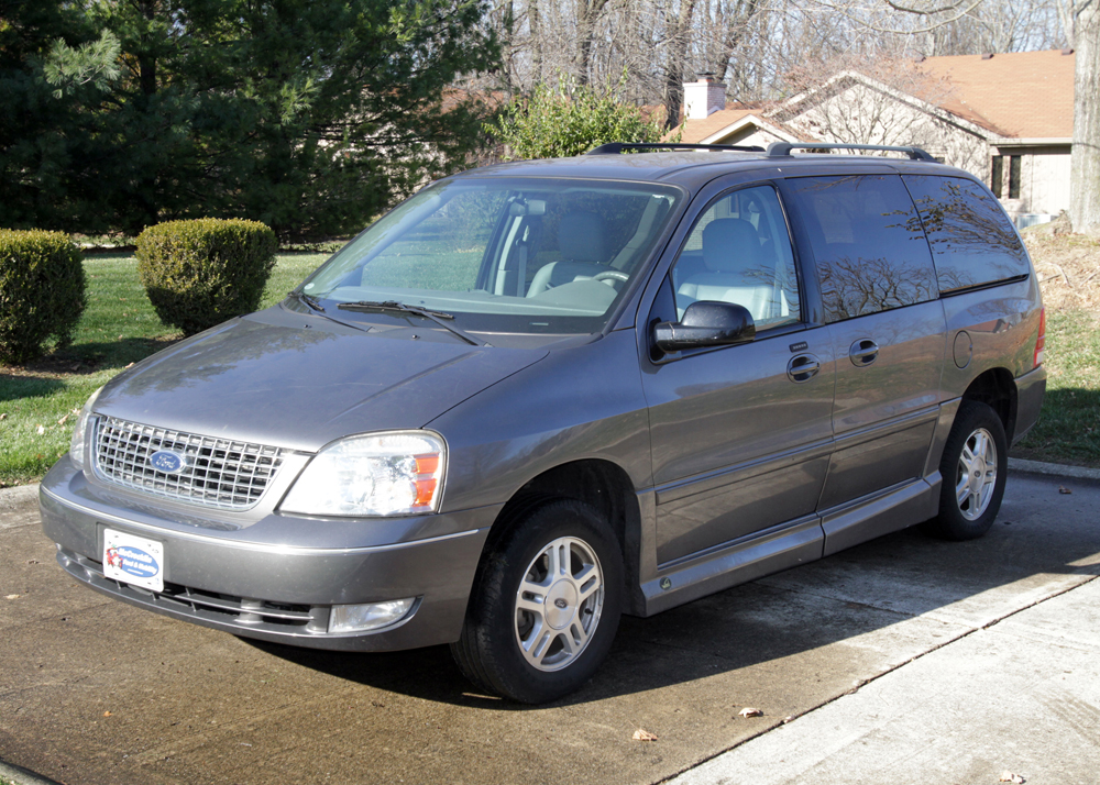 2006 Ford Freestar SEL VMI Wheelchair Ramp Conversion Minivan