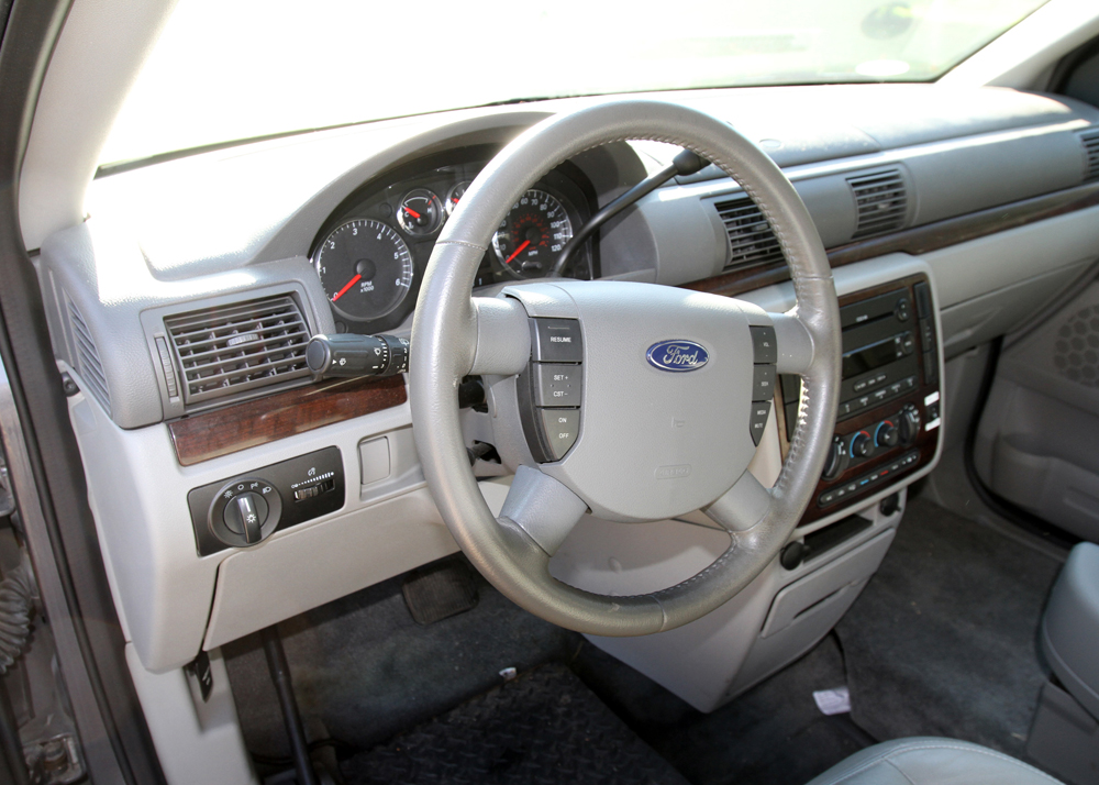 2006 Ford Freestar SEL VMI Wheelchair Ramp Conversion Minivan