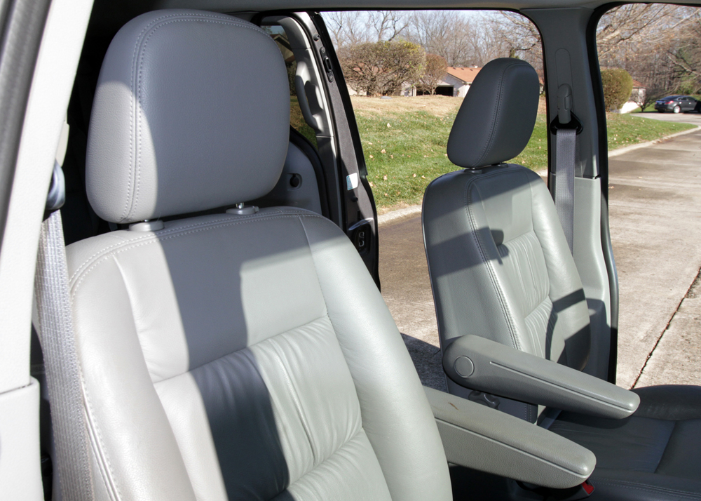 2006 Ford Freestar SEL VMI Wheelchair Ramp Conversion Minivan