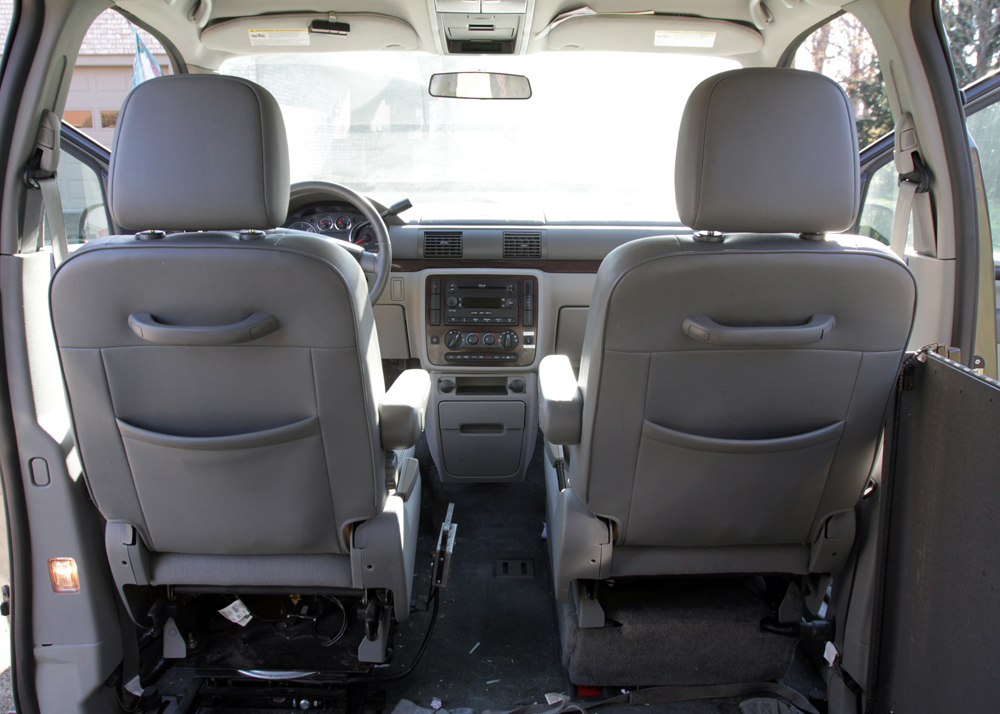 2006 Ford Freestar SEL VMI Wheelchair Ramp Conversion Minivan