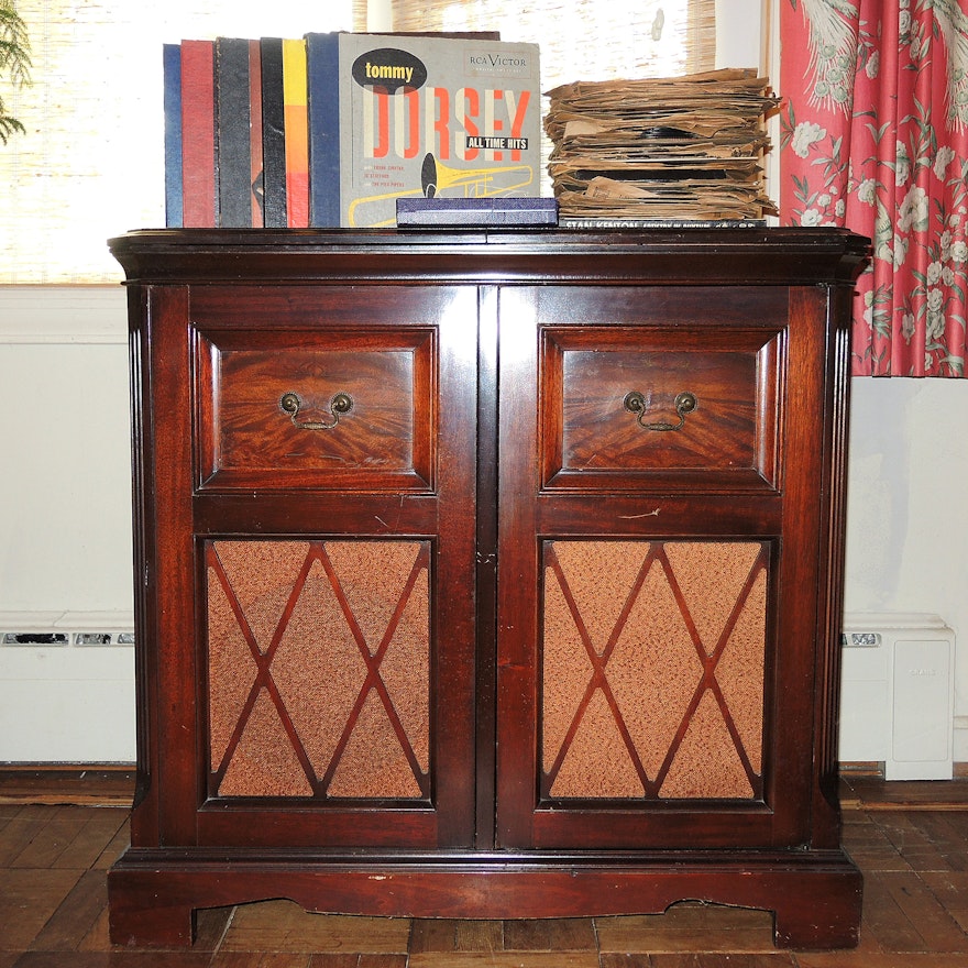 Vintage Universal Record/Stereo Cabinet and Records