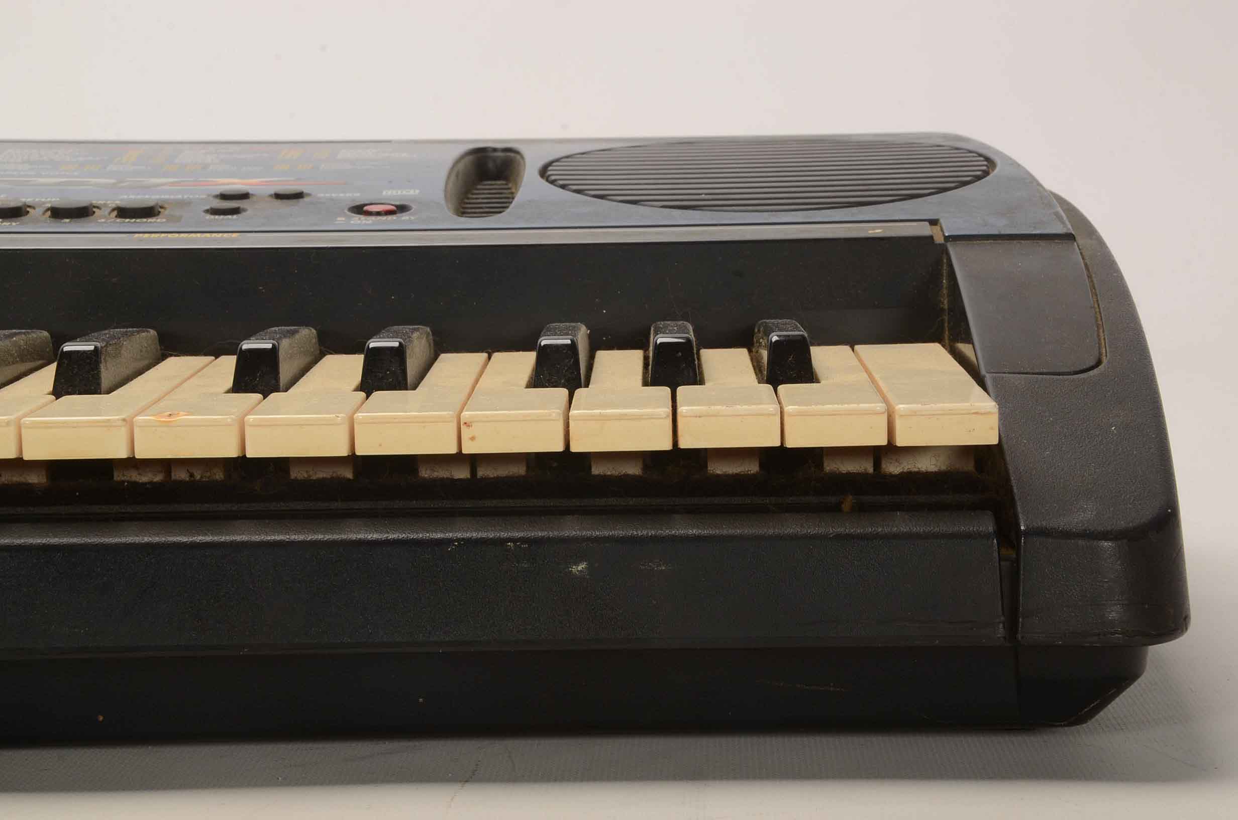 Yamaha DJX Keyboard