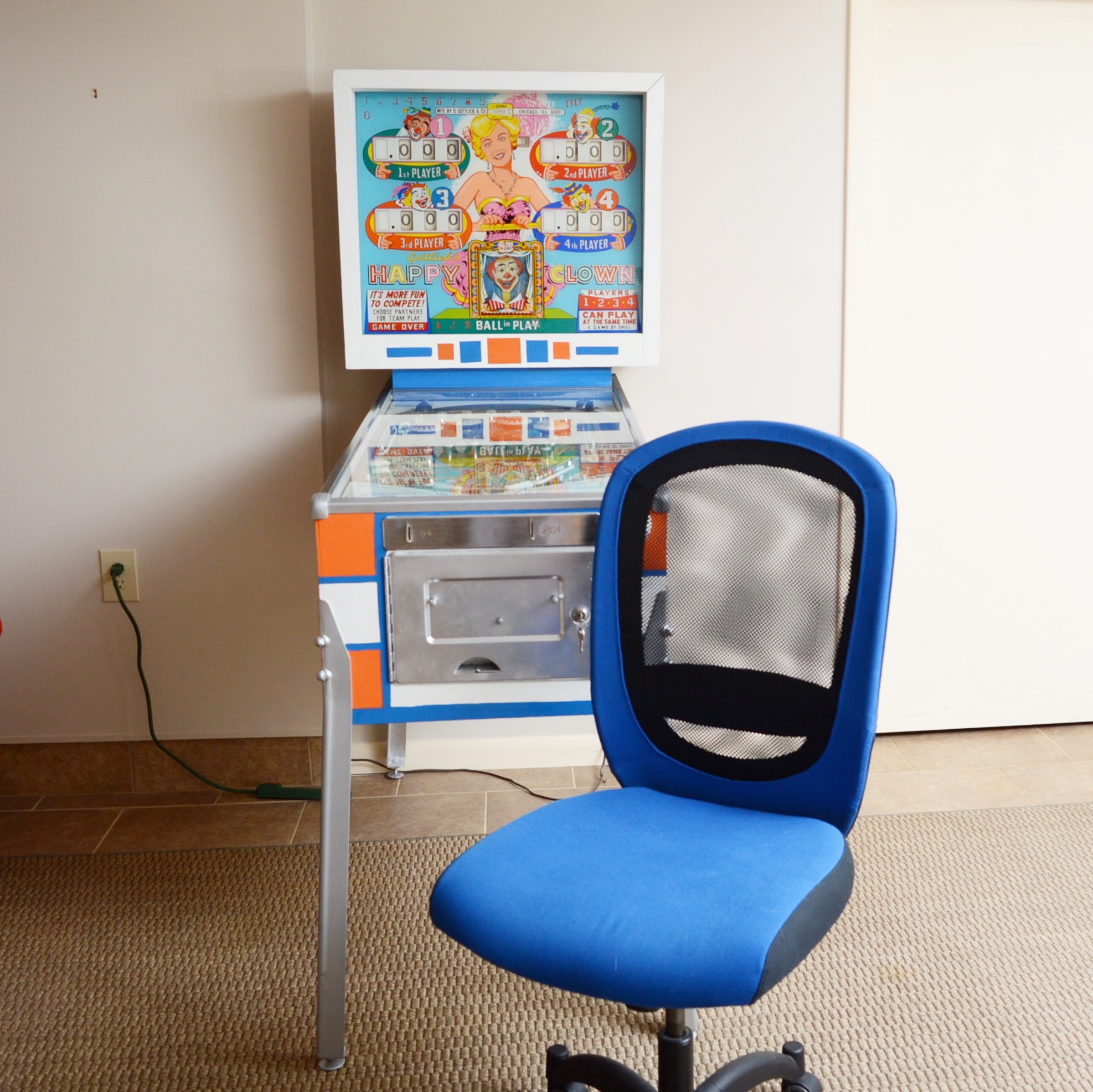 Original 1964 Gottlieb's "Happy Clown" Pinball Machine