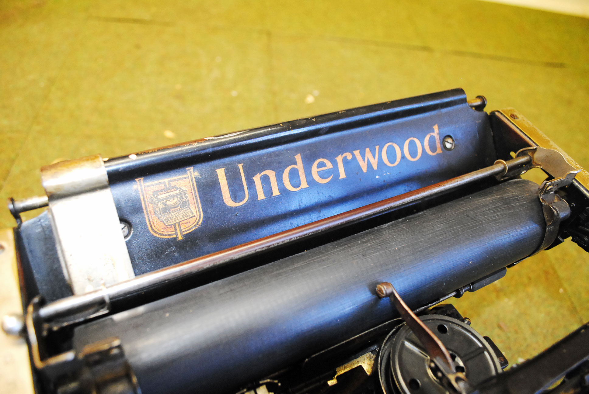 Antique Underwood Standard Typewriter NO. 05