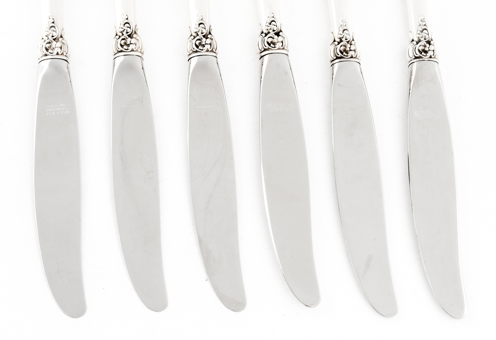 Wallace Silversmiths "Grande Baroque" Sterling Silver Flatware