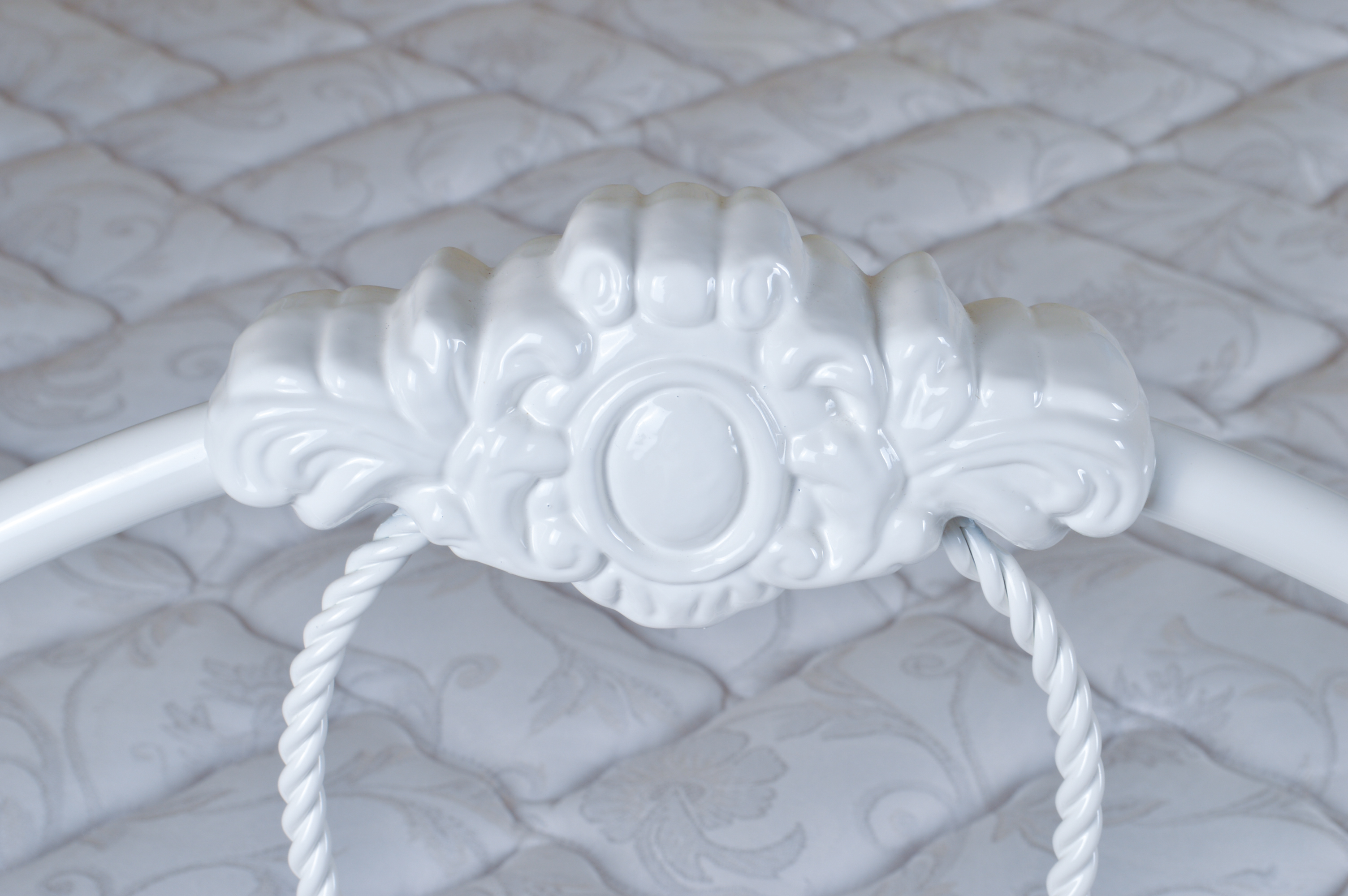 Queen Size White Metal Bed Frame