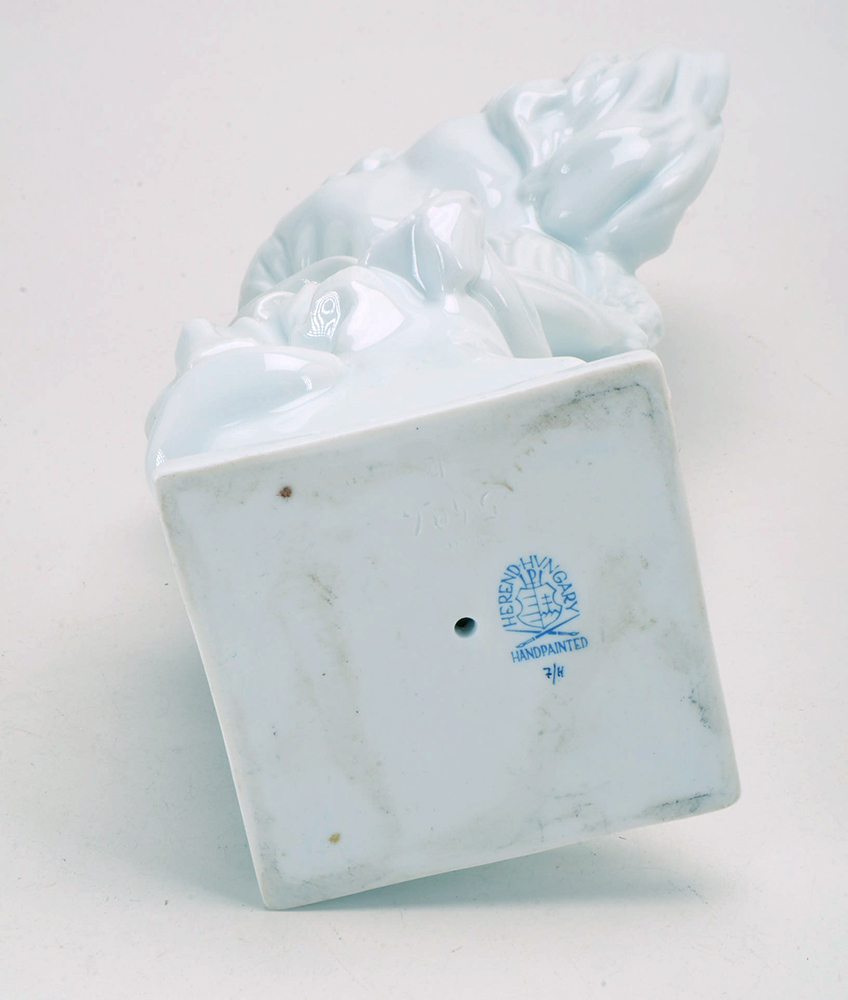 Herend Hungary White Porcelain Csardas Folklore Dancer Figurine