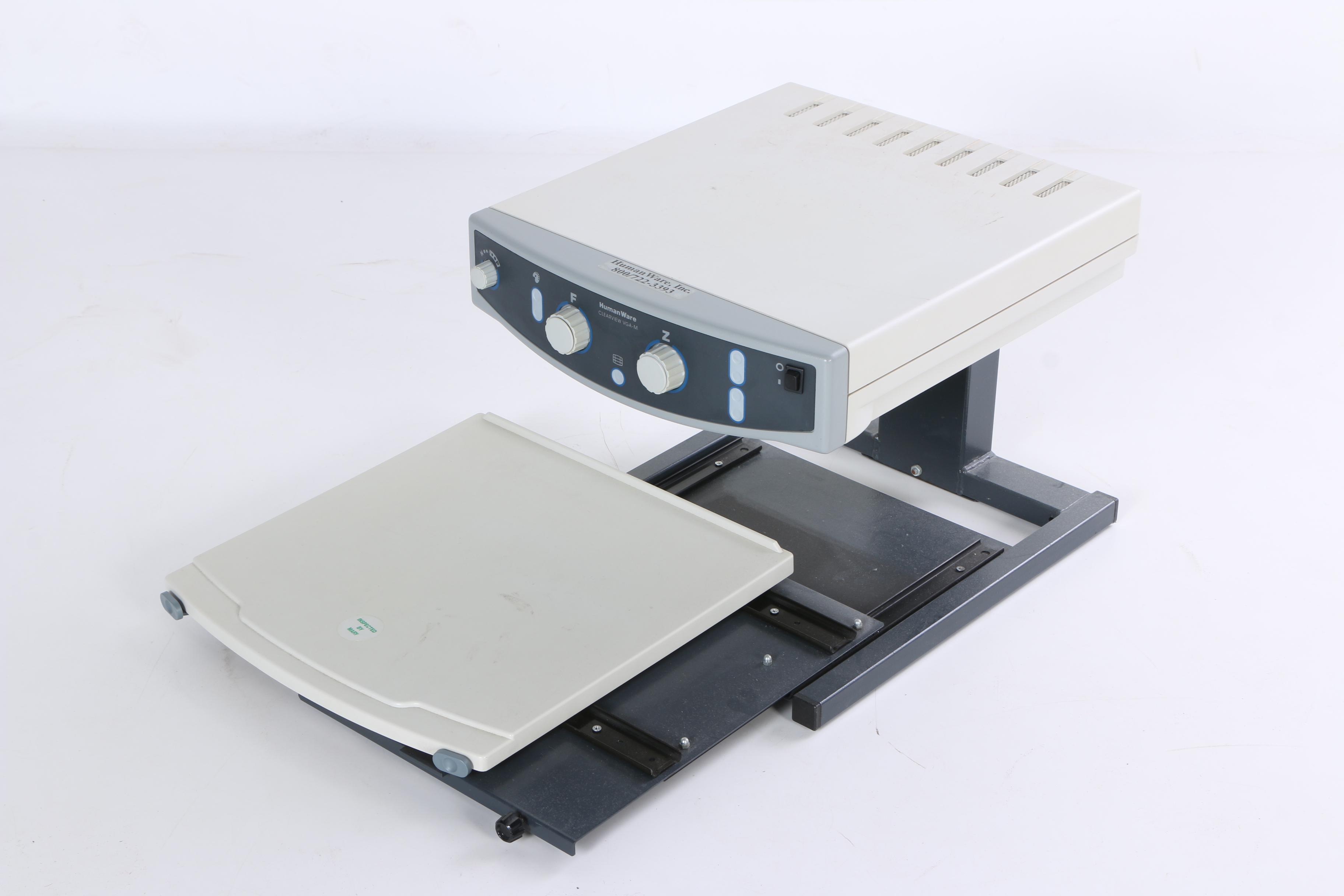 HumanWare Electronic Magnifier with Compaq "FP 7317" Monitor