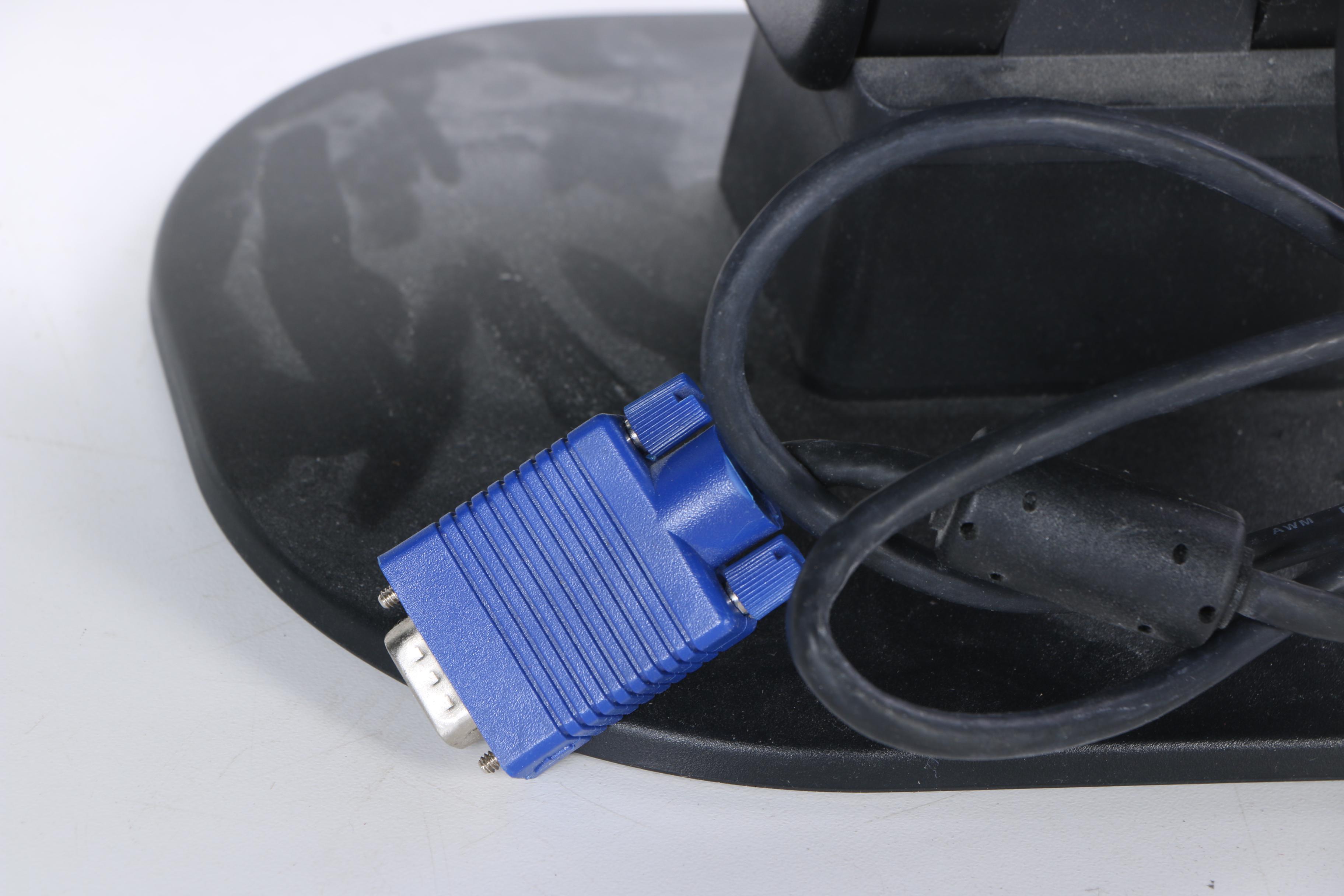 HumanWare Electronic Magnifier with Compaq "FP 7317" Monitor