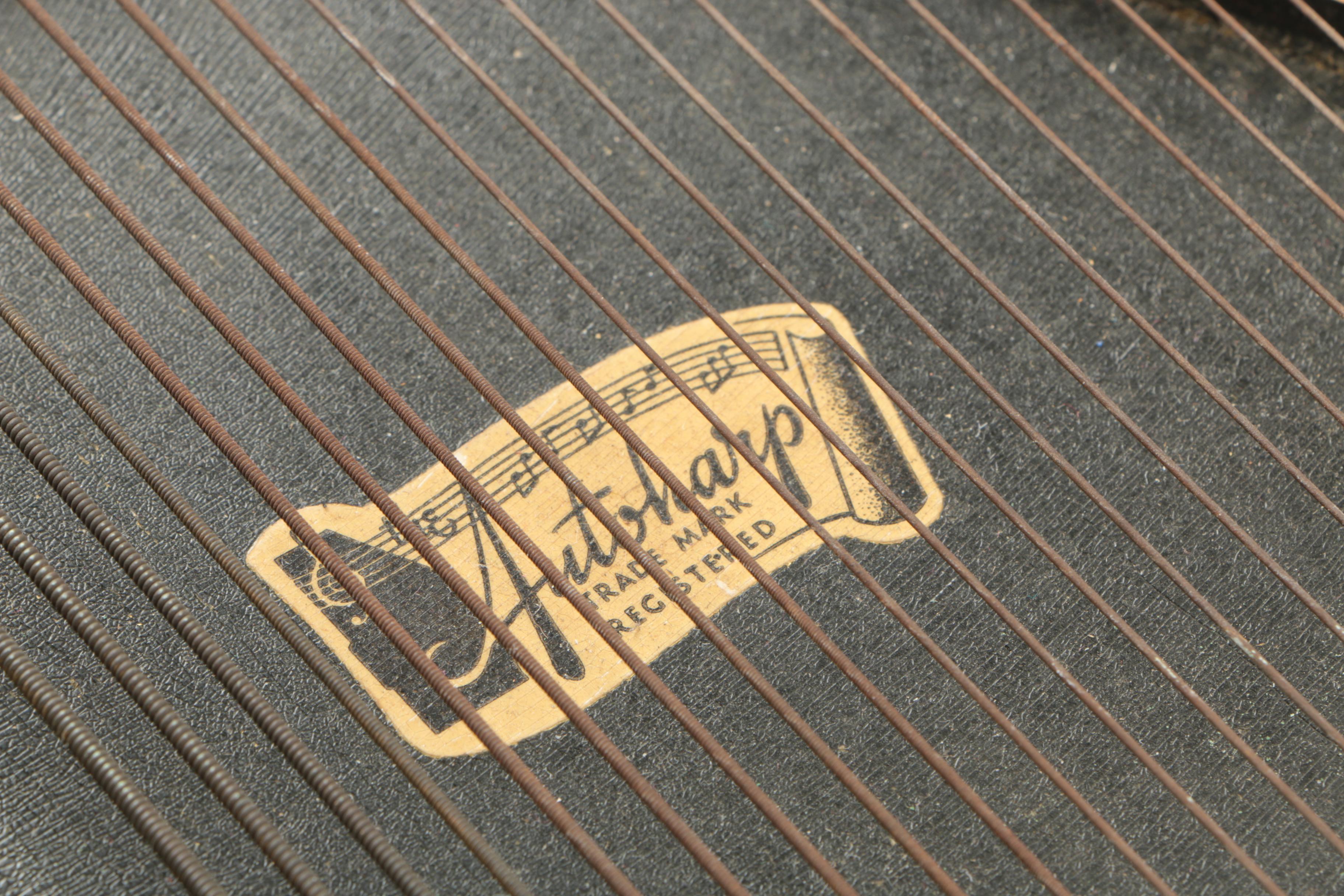 Vintage Oscar Schmidt Autoharp