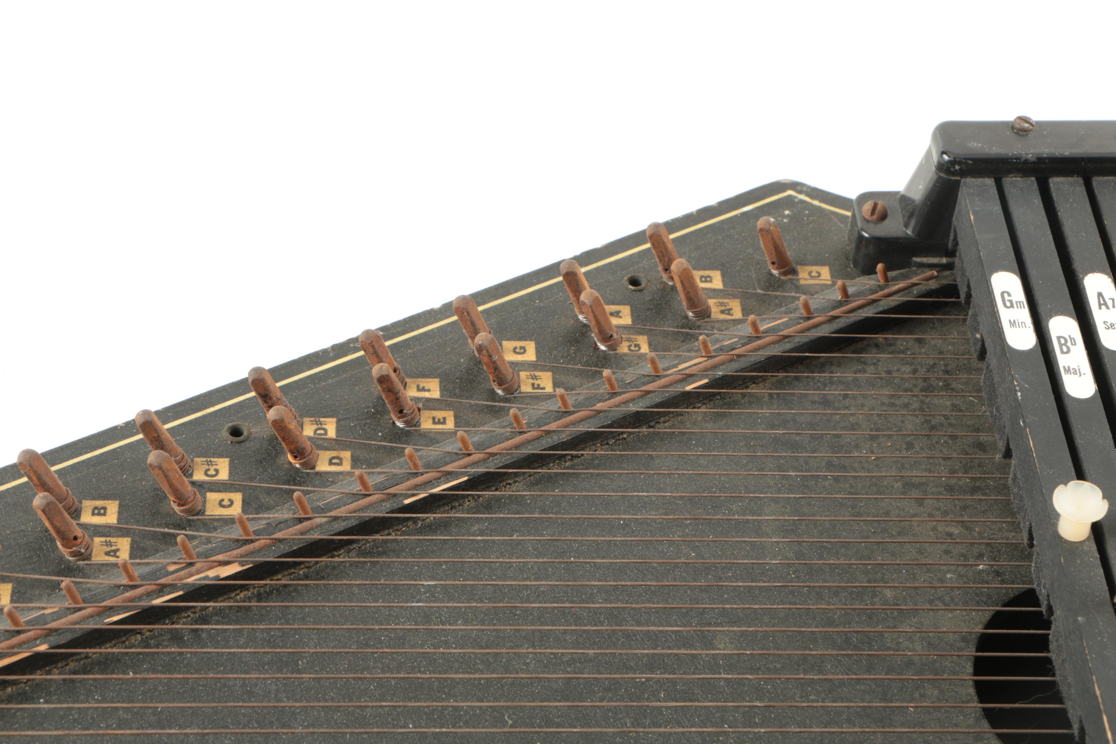 Vintage Oscar Schmidt Autoharp