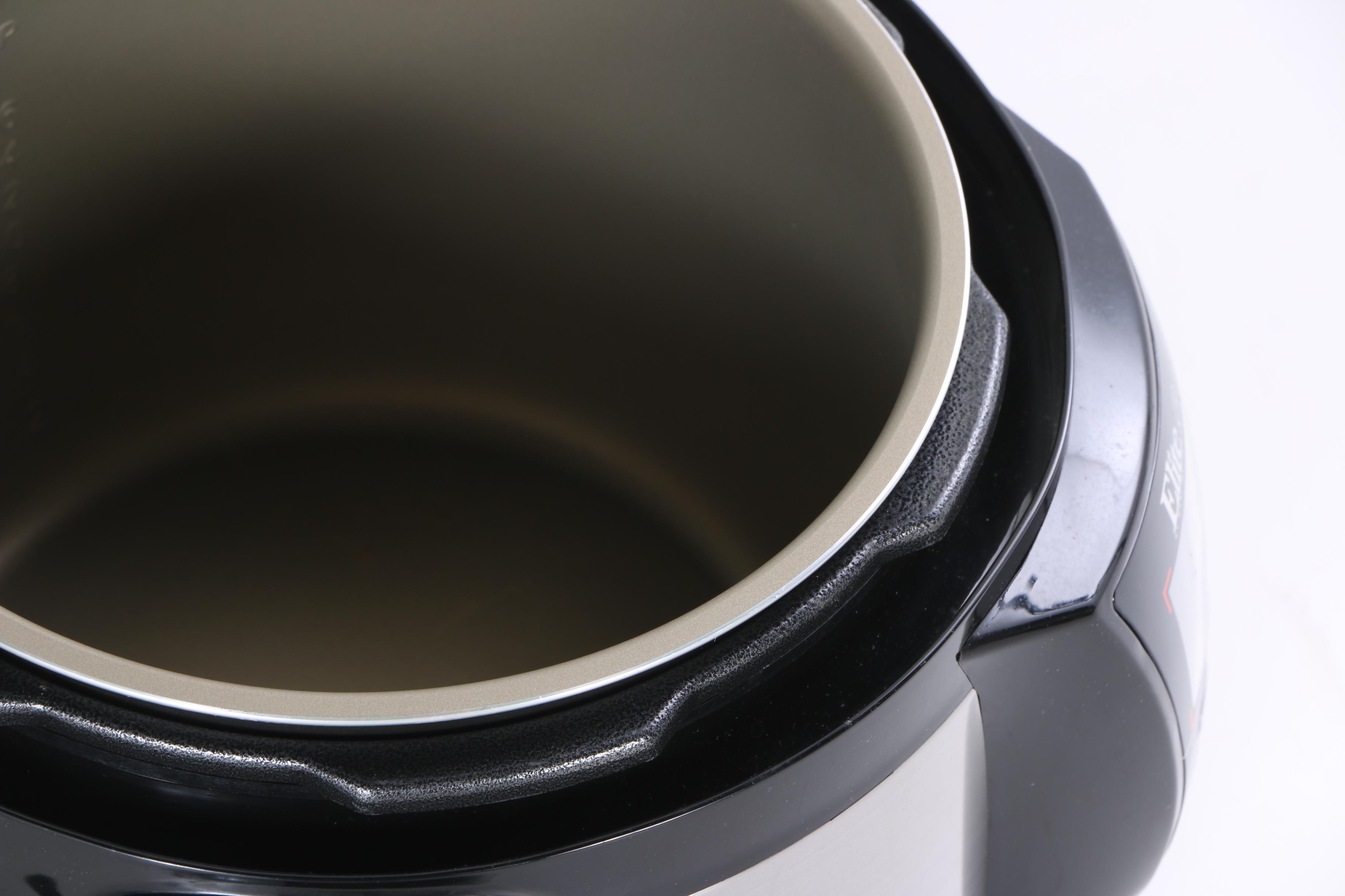 Elite Bistro 8-Quart Pressure Cooker