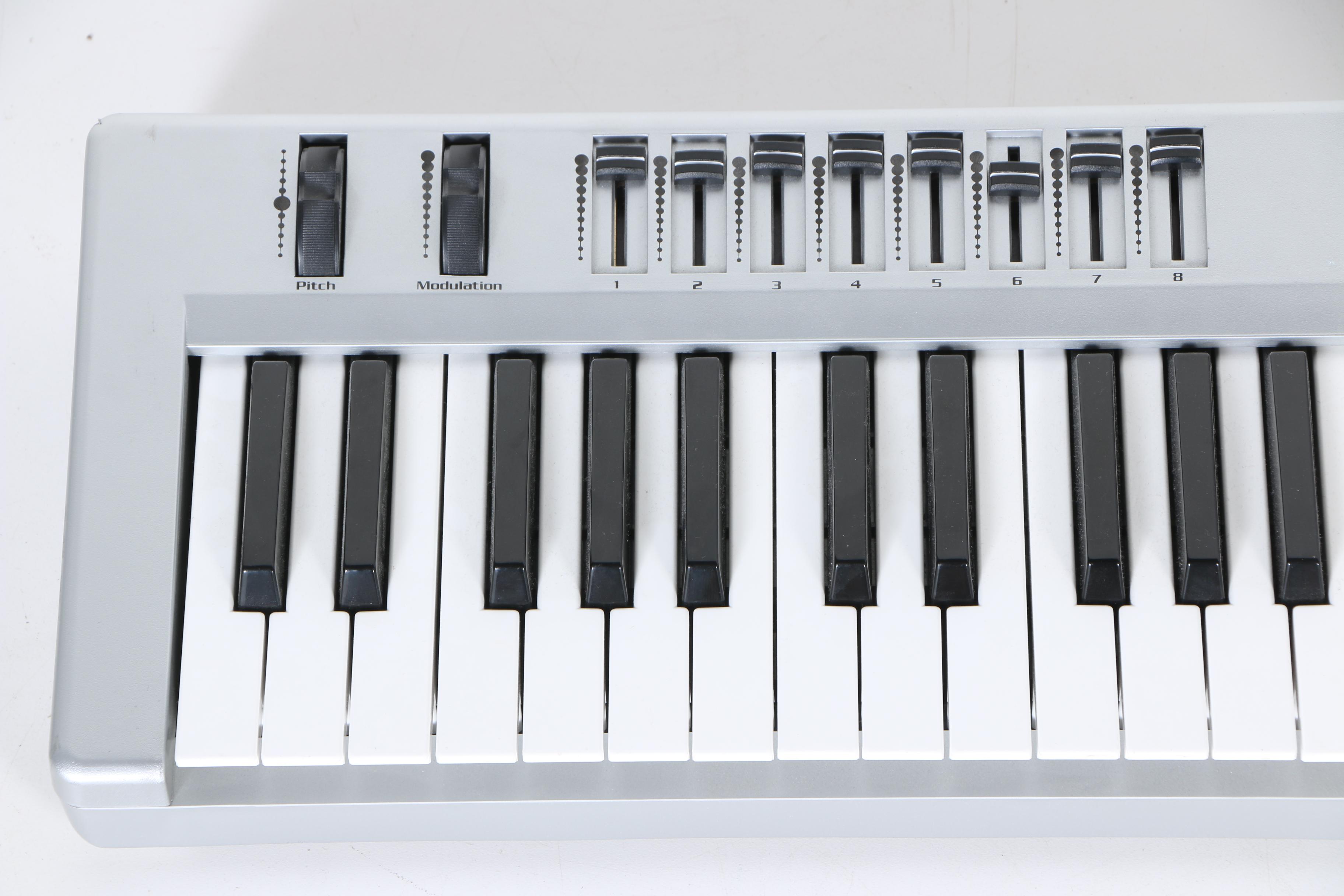 M-Audio Radium USB Midi Controller Keyboard