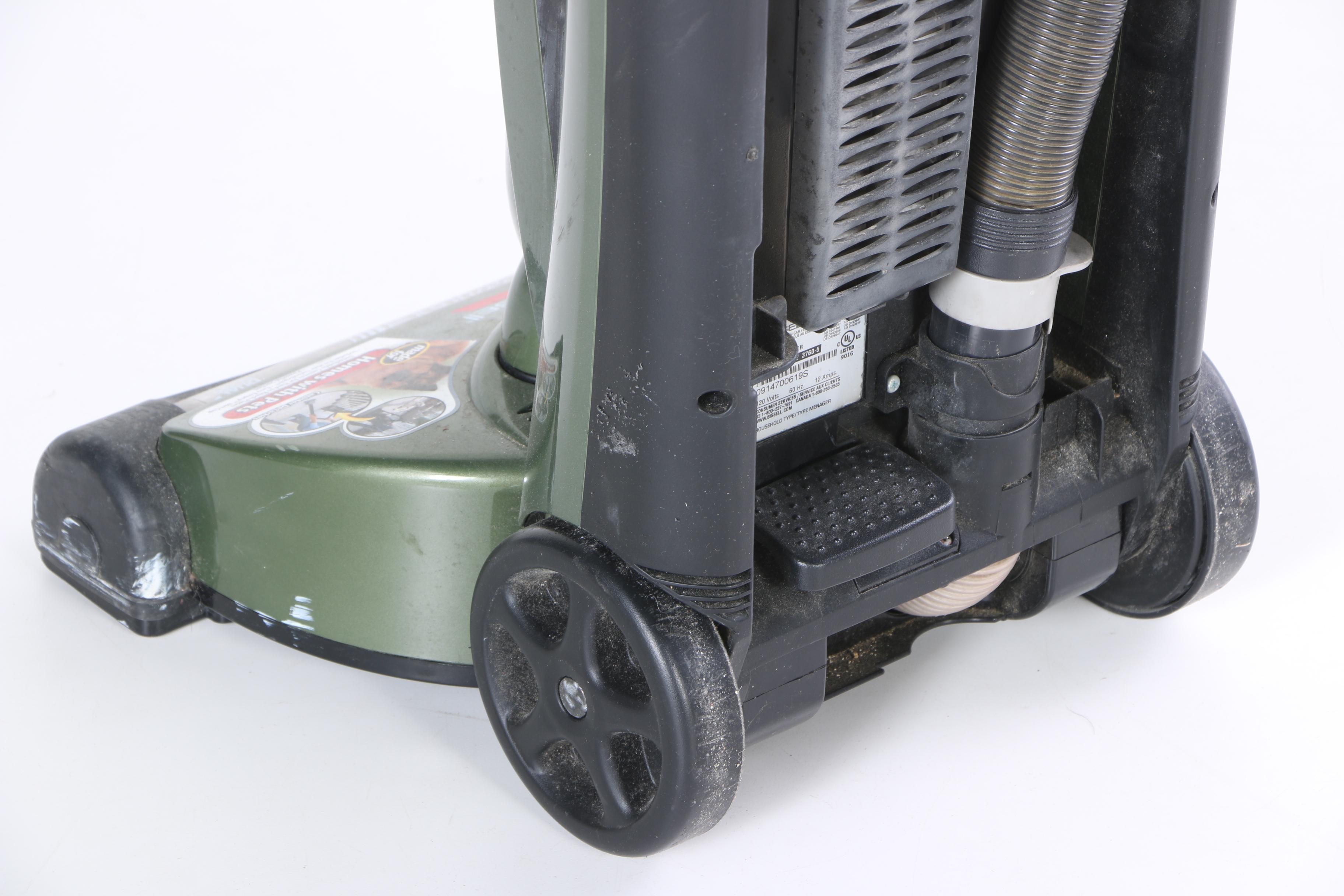 Bissell Lift-Off Pet Revolution Vacuum Cleaner