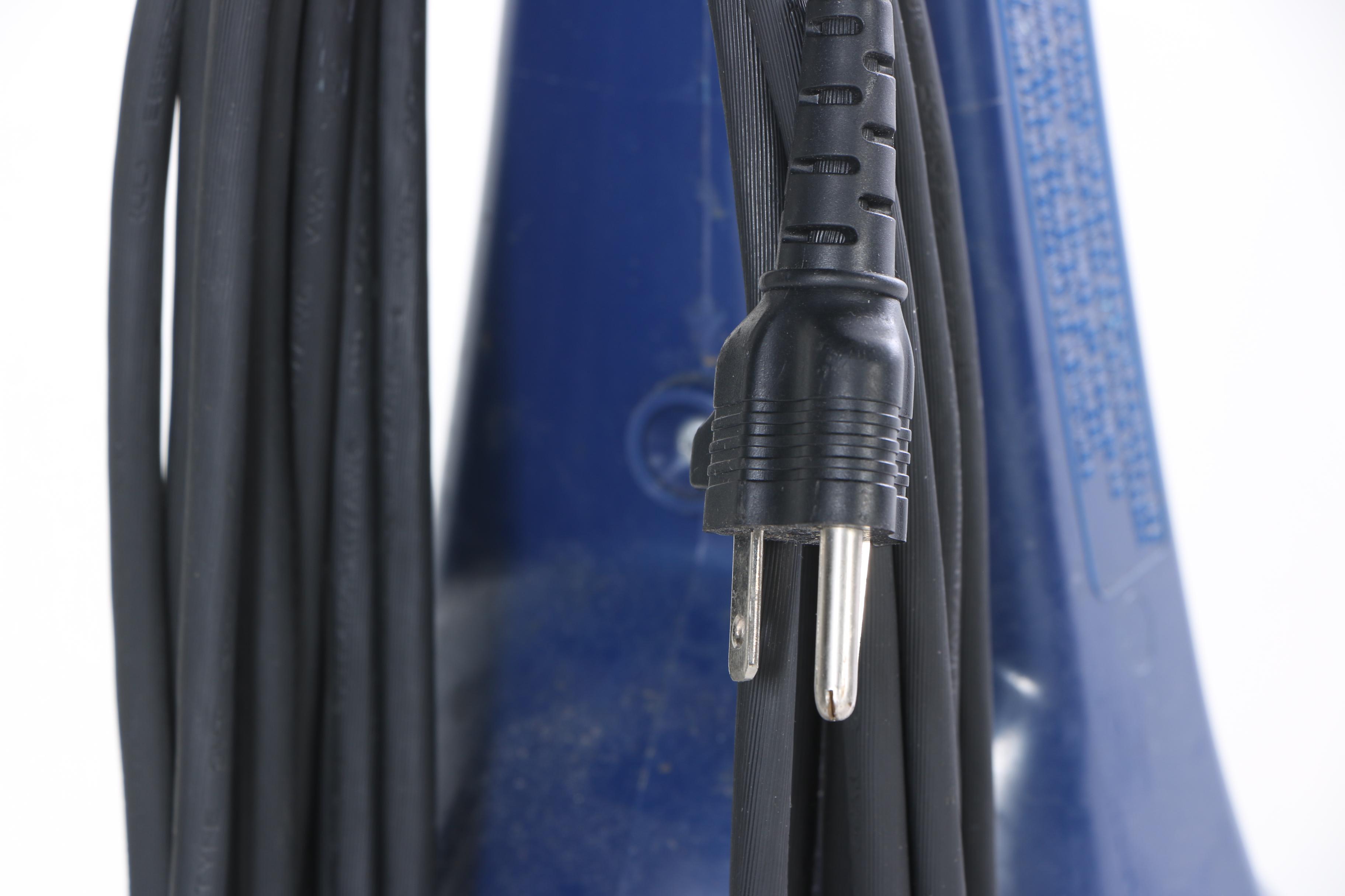 Dirt Devil Easy Steamer Deluxe Carpet Shampooer