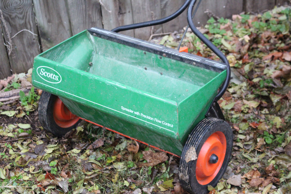Scotts Spreader and Wheelbarrow