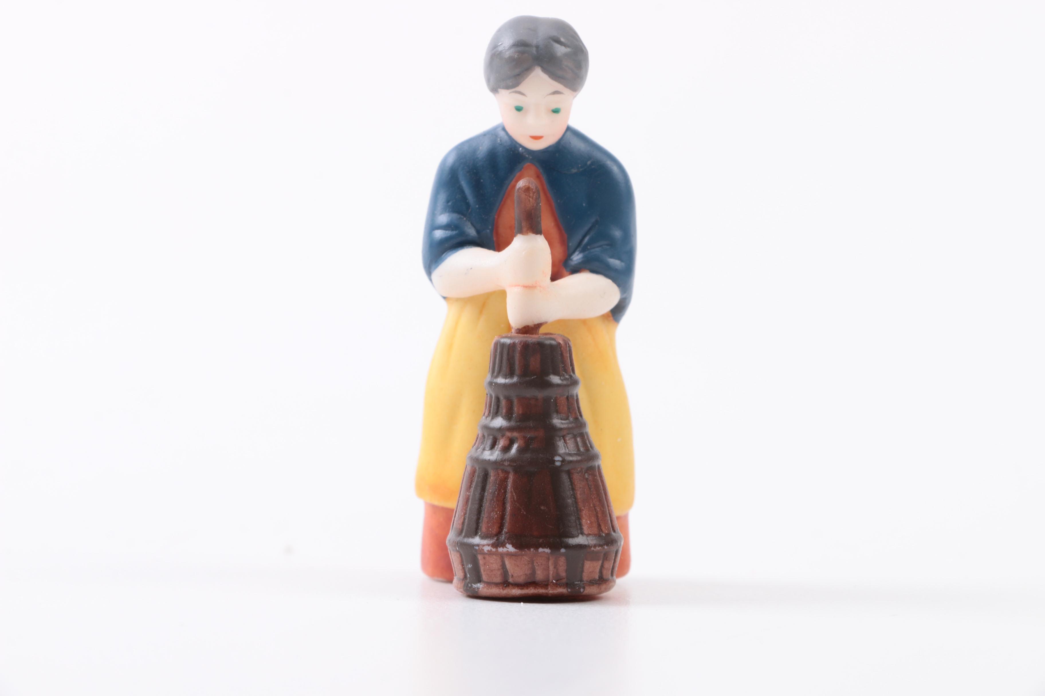 Collection of Dept. 56 "Heritage Village" Series Pieces