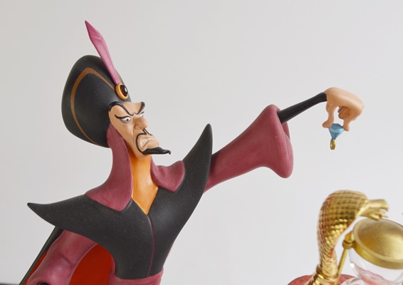 Walt Disney Limited Edition Villain Jafar "Oh Mighty Evil One" Figurine