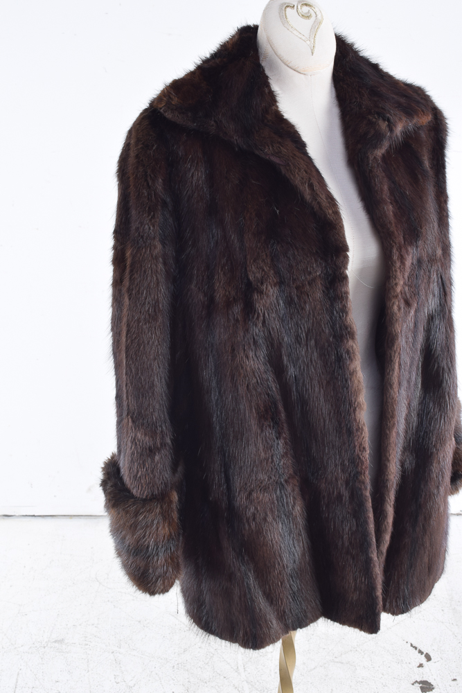 Wolf & Dessauer Dyed Muskrat Fur Coat