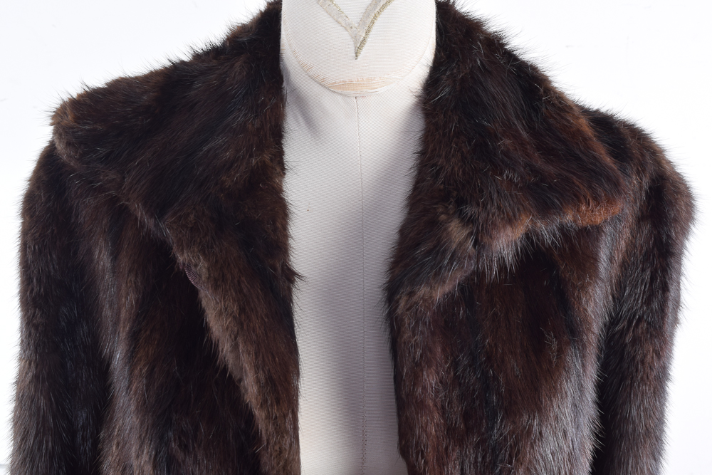 Wolf & Dessauer Dyed Muskrat Fur Coat