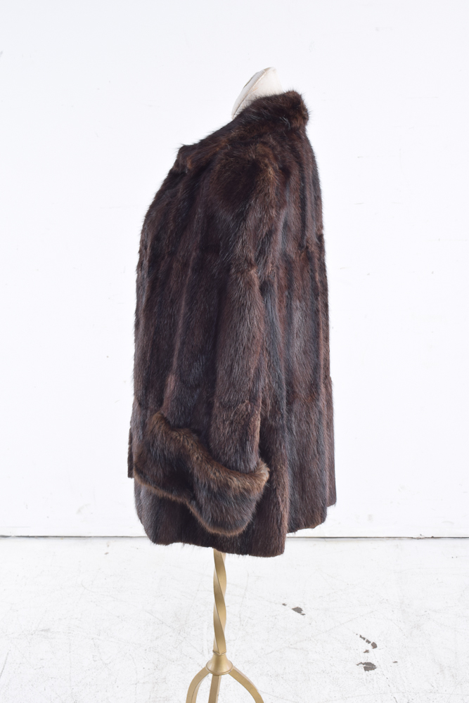 Wolf & Dessauer Dyed Muskrat Fur Coat