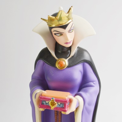 Walt Disney Queen "Bring Back Her Heart" Figurine