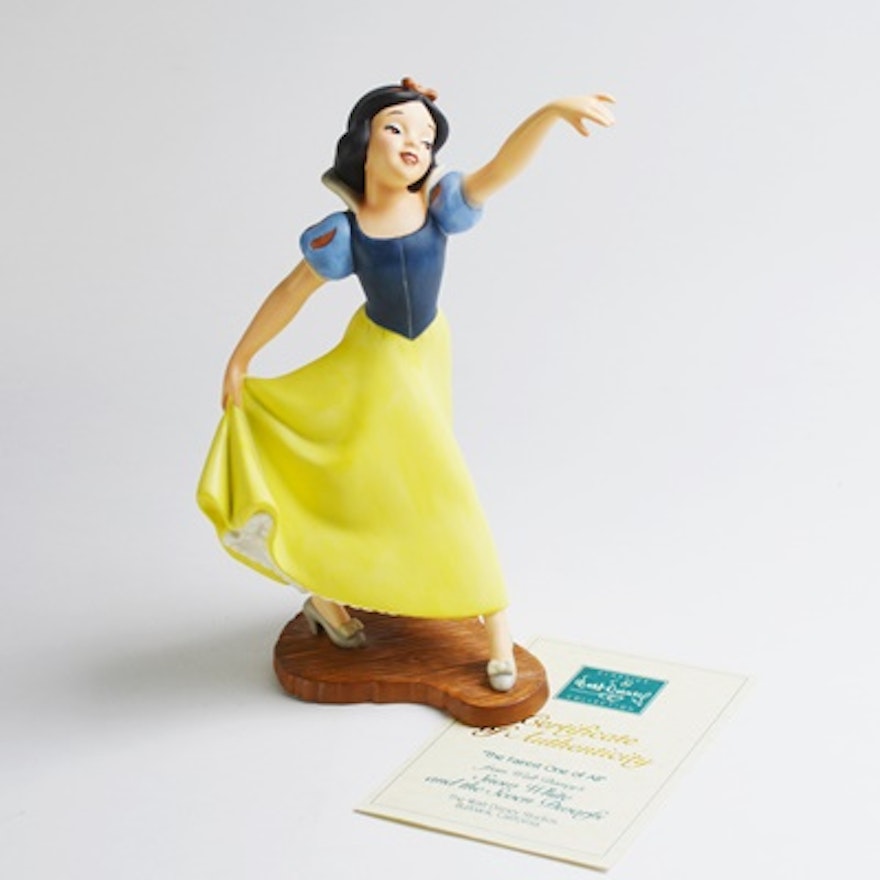 Walt Disney Snow White "The Fairest One of All" Figurine