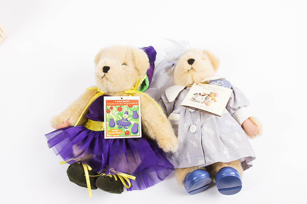 Vintage Muffy Vanderbears and Accessories