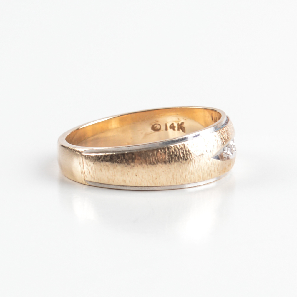 14K Yellow Gold Diamond Band