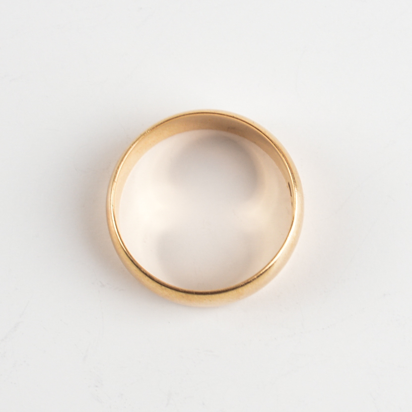 1953 British 18K Yellow Gold Band