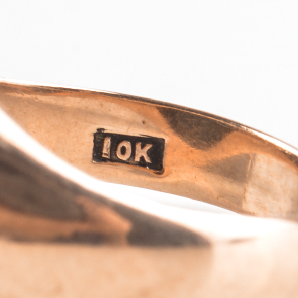 Vintage 10K Yellow Gold Bloodstone Signet Ring