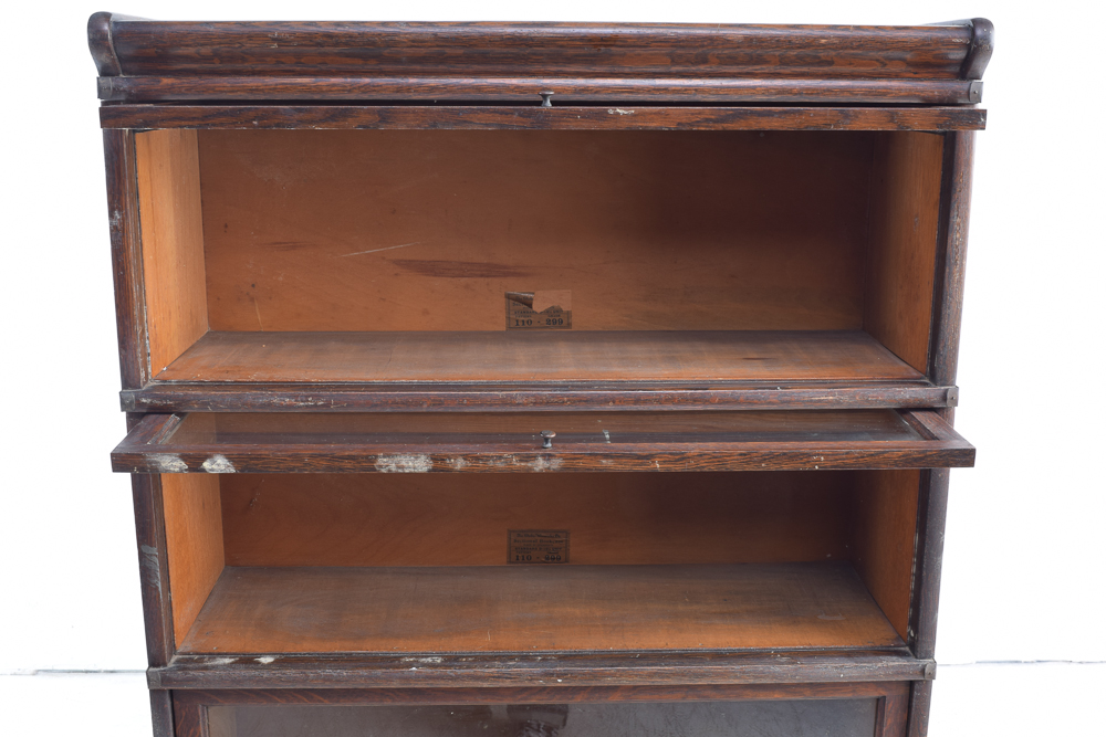 Globe-Wernicke Vintage Oak Barrister Bookcase