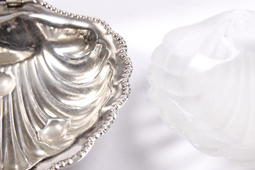F & JL English Silver Plate Clam Shell Butter Dish