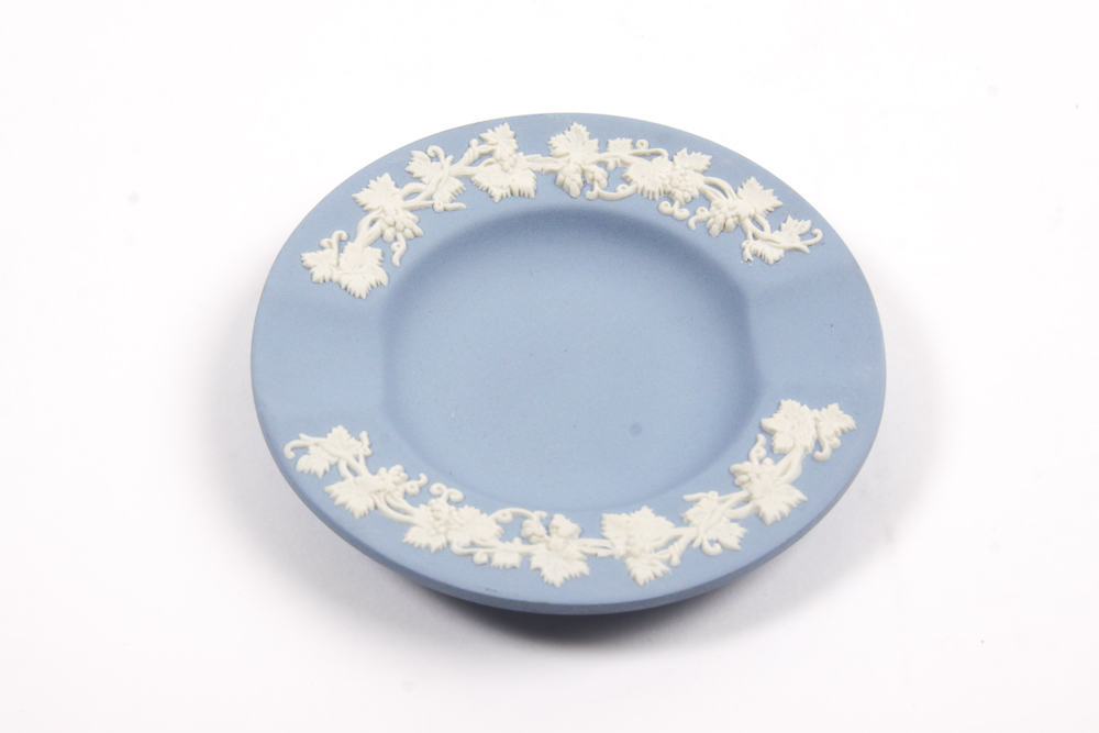 Vintage Wedgwood Jasperware Ring Holder and Ash Receiver