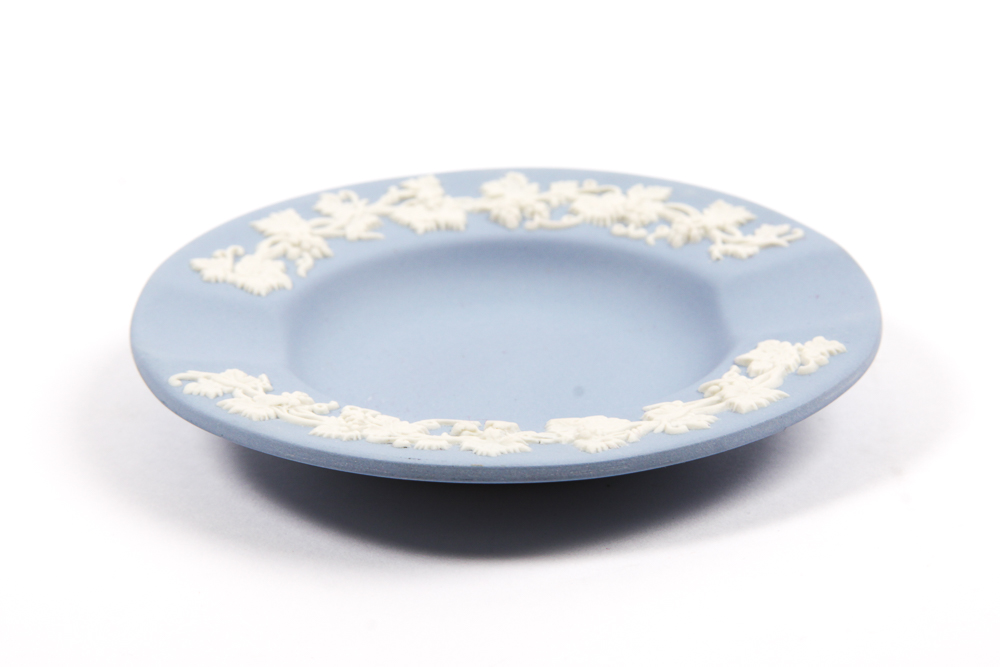 Vintage Wedgwood Jasperware Ring Holder and Ash Receiver