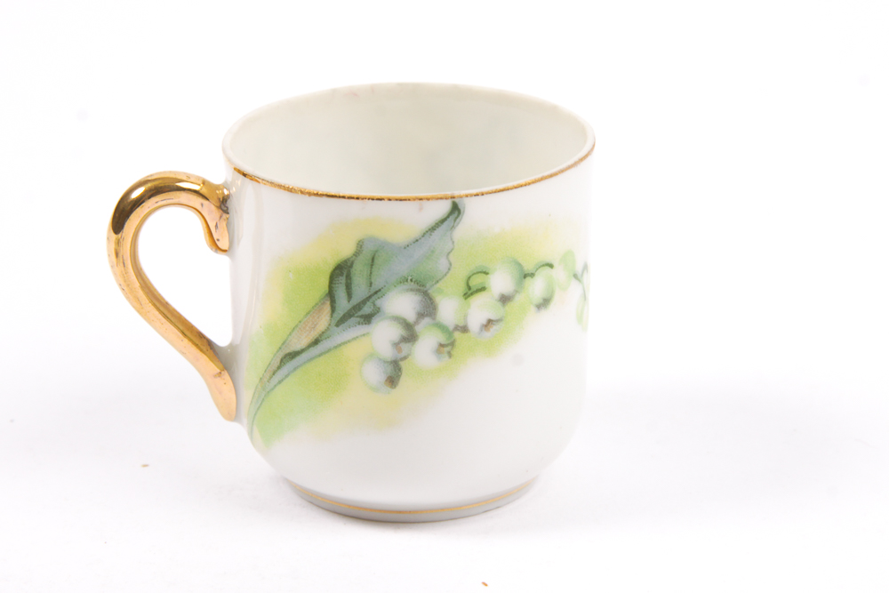 Porcelain Cups and Saucers Featuring Lefton