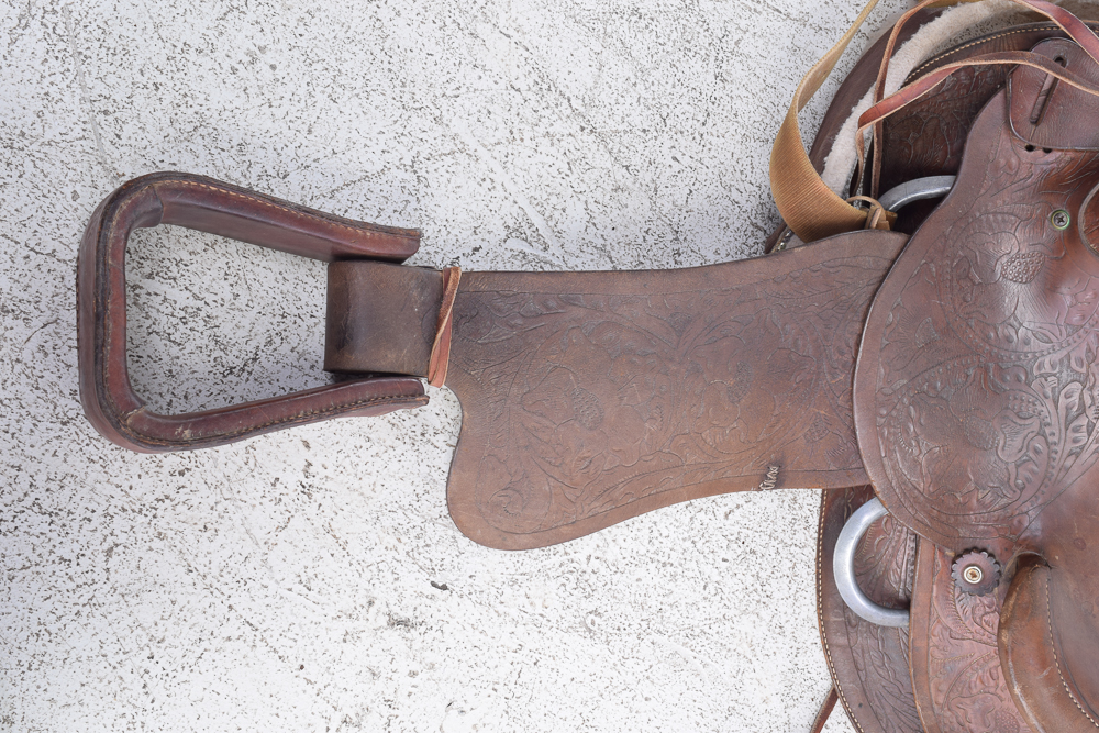 Leather Western Roping Saddle