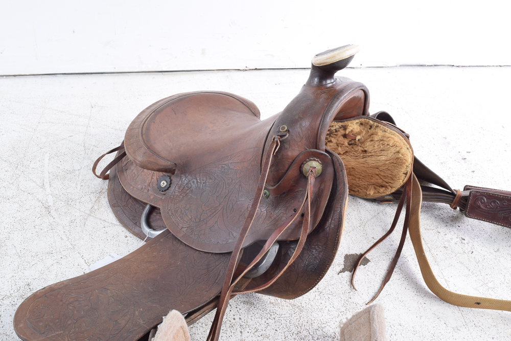 Leather Western Roping Saddle